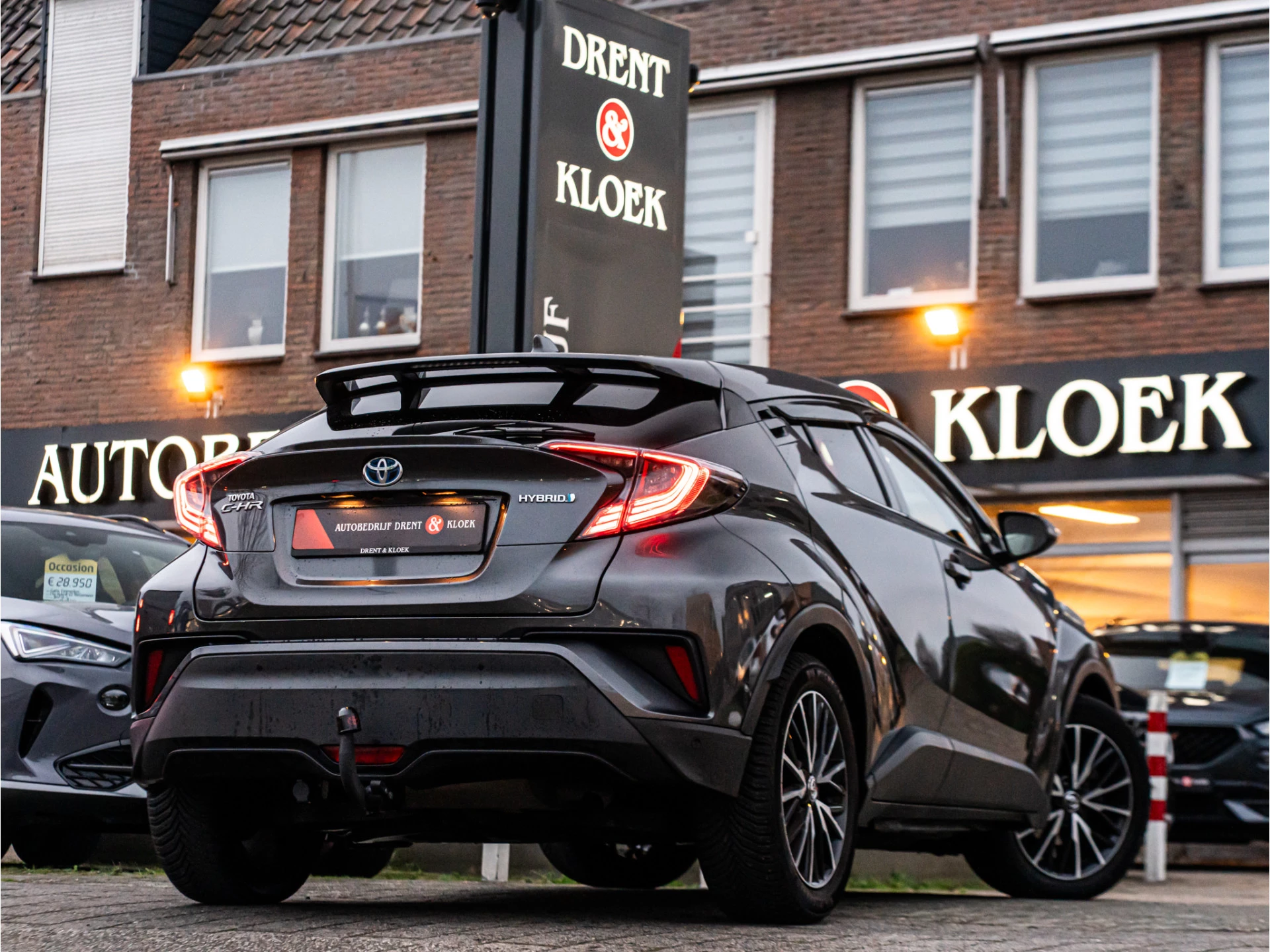 Hoofdafbeelding Toyota C-HR