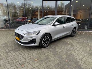 Ford Focus 1.0 EBH Titanium nw model,Navi,Clima,WinterPack,Camera,Lane Ass.,