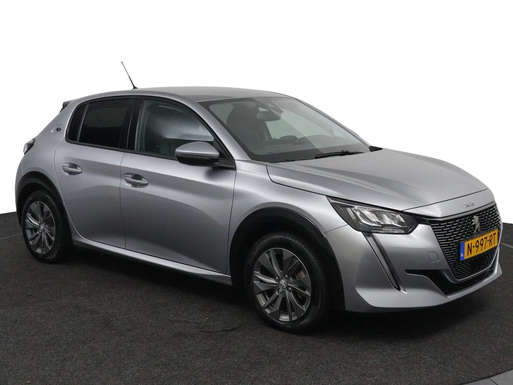 Hoofdafbeelding Peugeot e-208