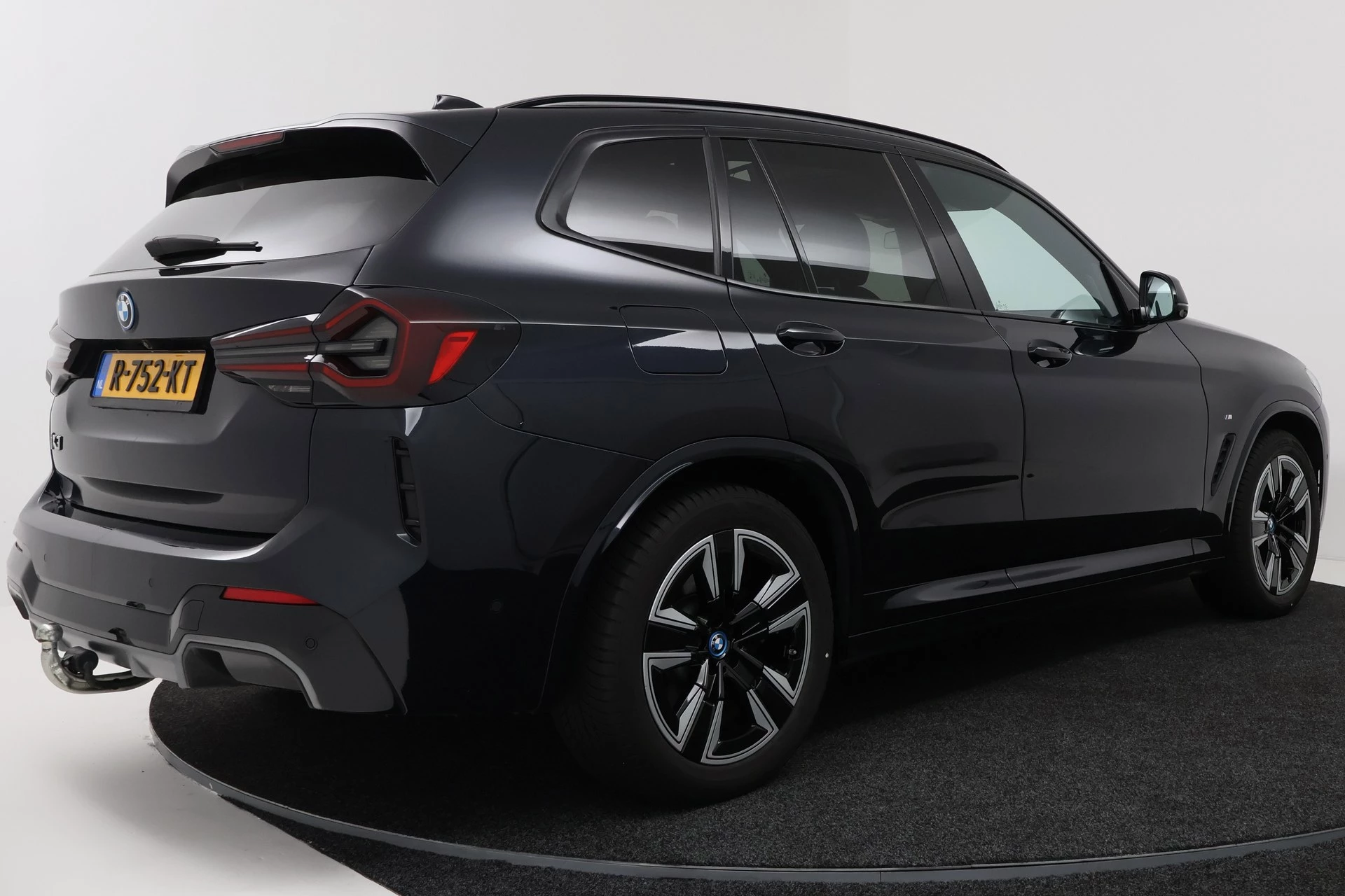 Hoofdafbeelding BMW iX3