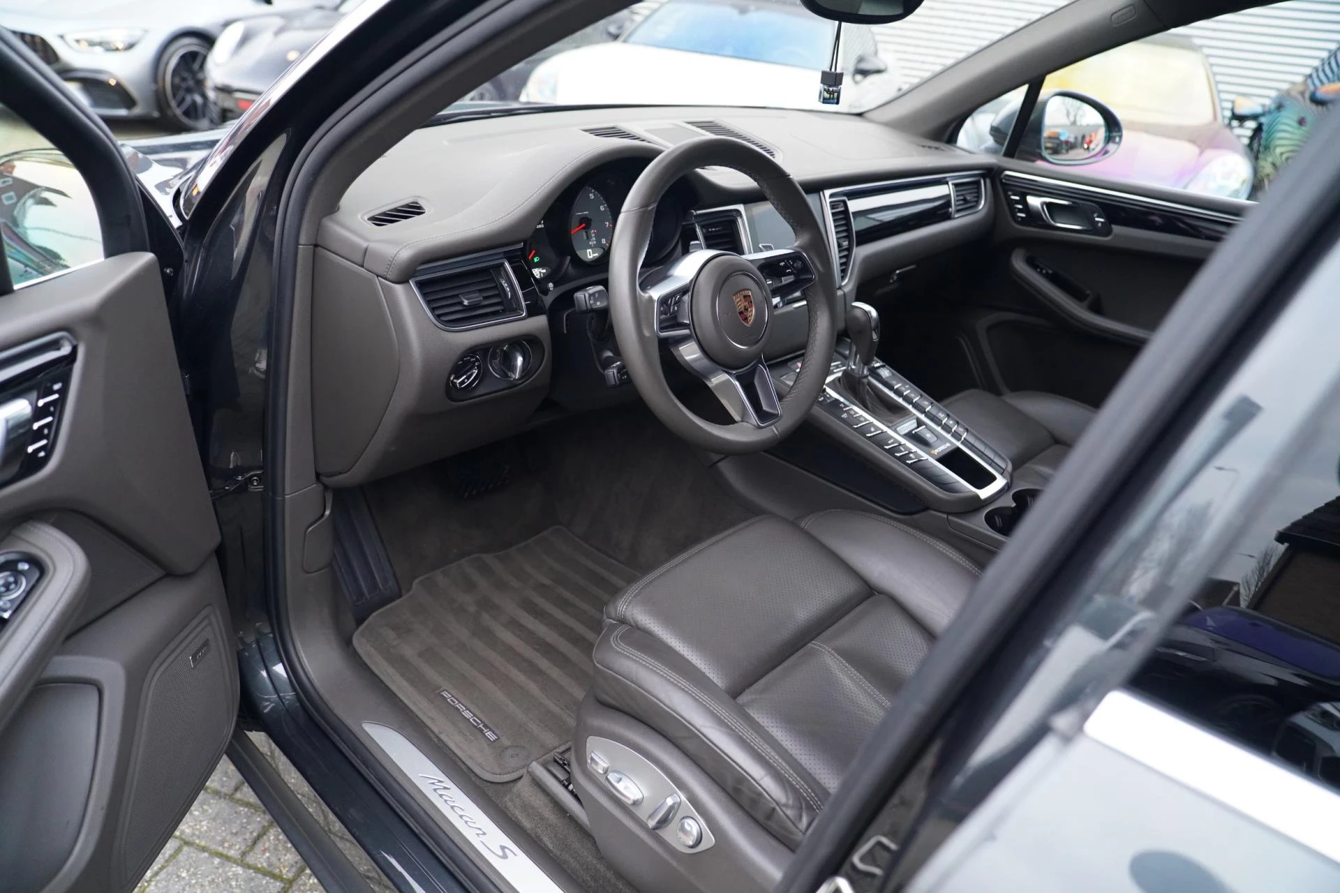 Hoofdafbeelding Porsche Macan