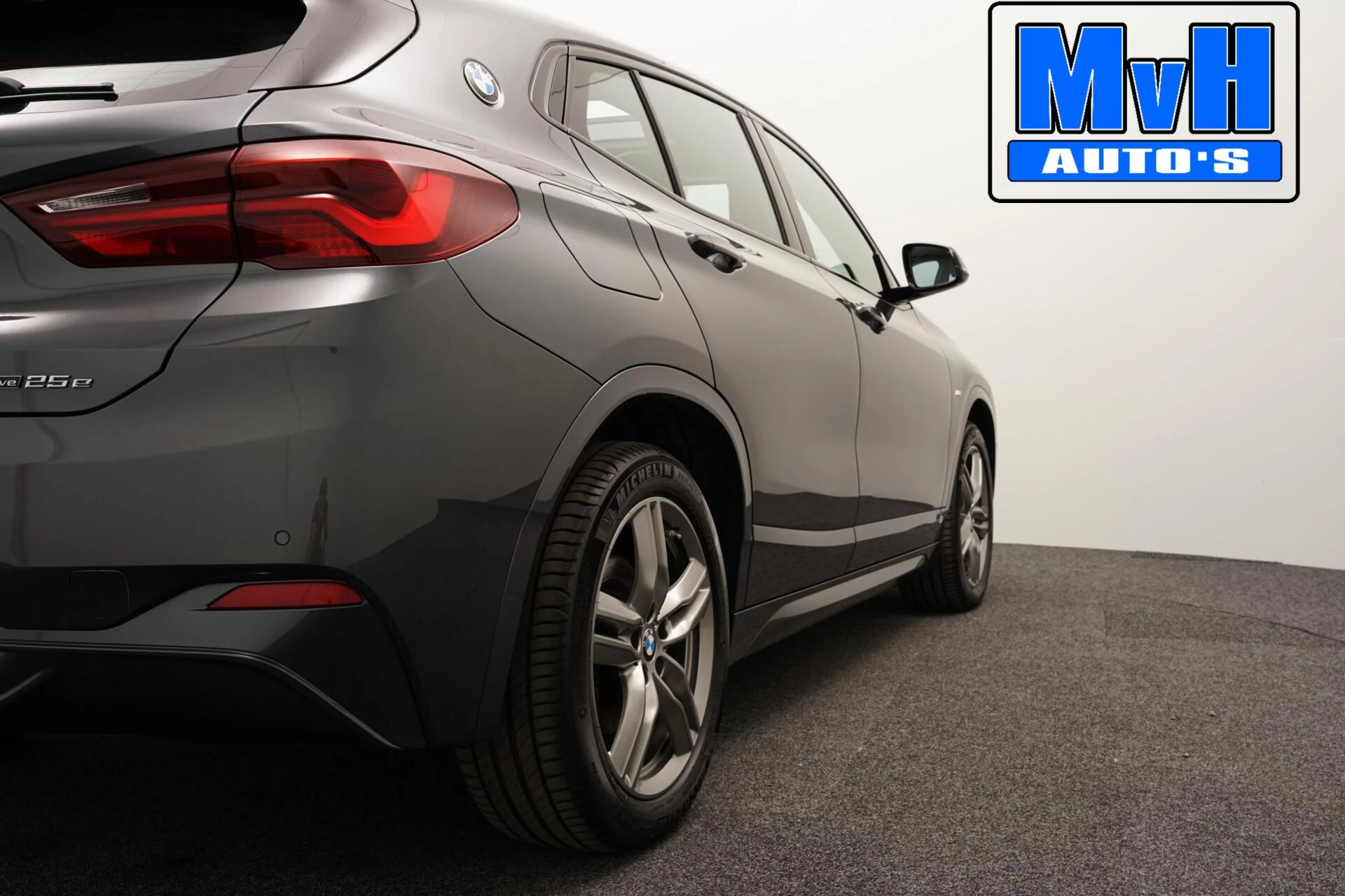 Hoofdafbeelding BMW X2