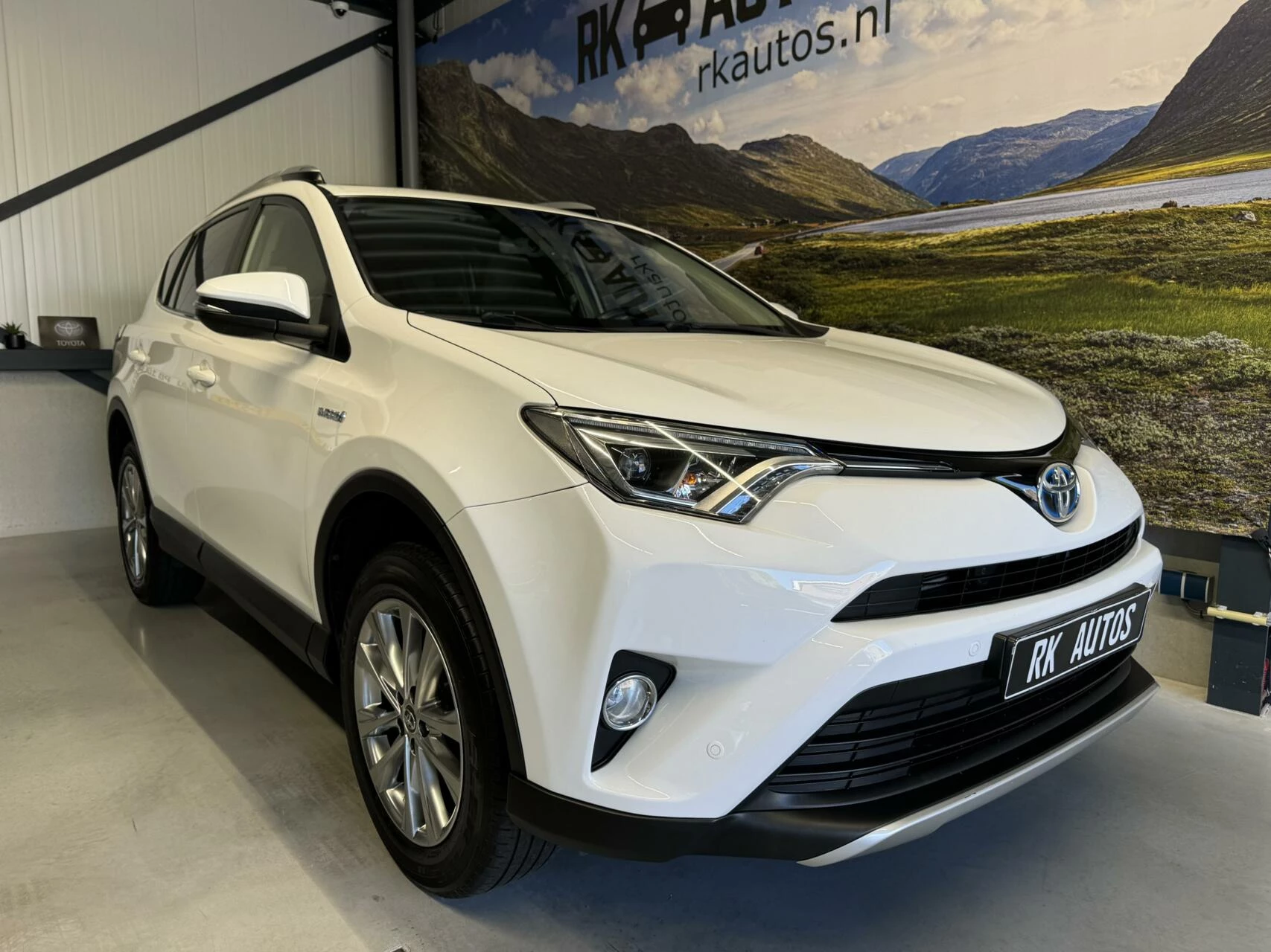 Hoofdafbeelding Toyota RAV4