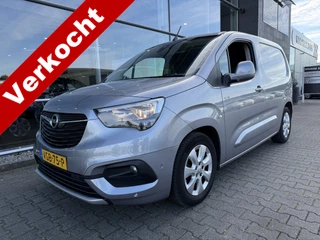 Opel Combo Rolstoelauto / Scootmobielauto 1.5D L1H1 Innovation (Mooie frisse Combo Automaat met oprijplaat!)