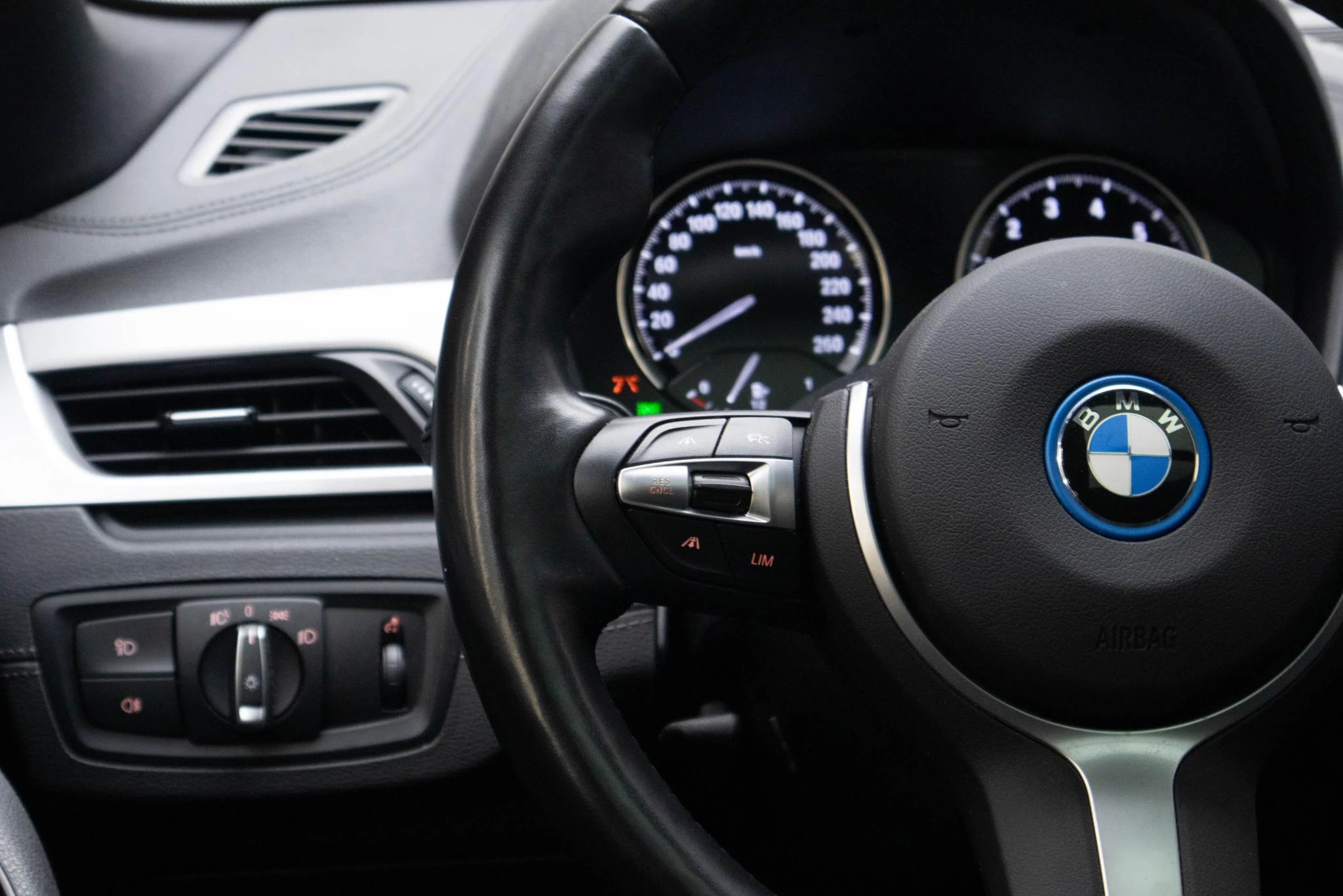 Hoofdafbeelding BMW X2