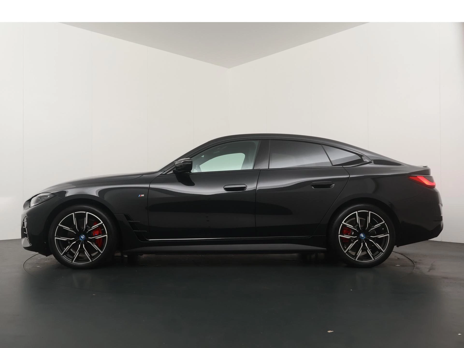 Hoofdafbeelding BMW i4