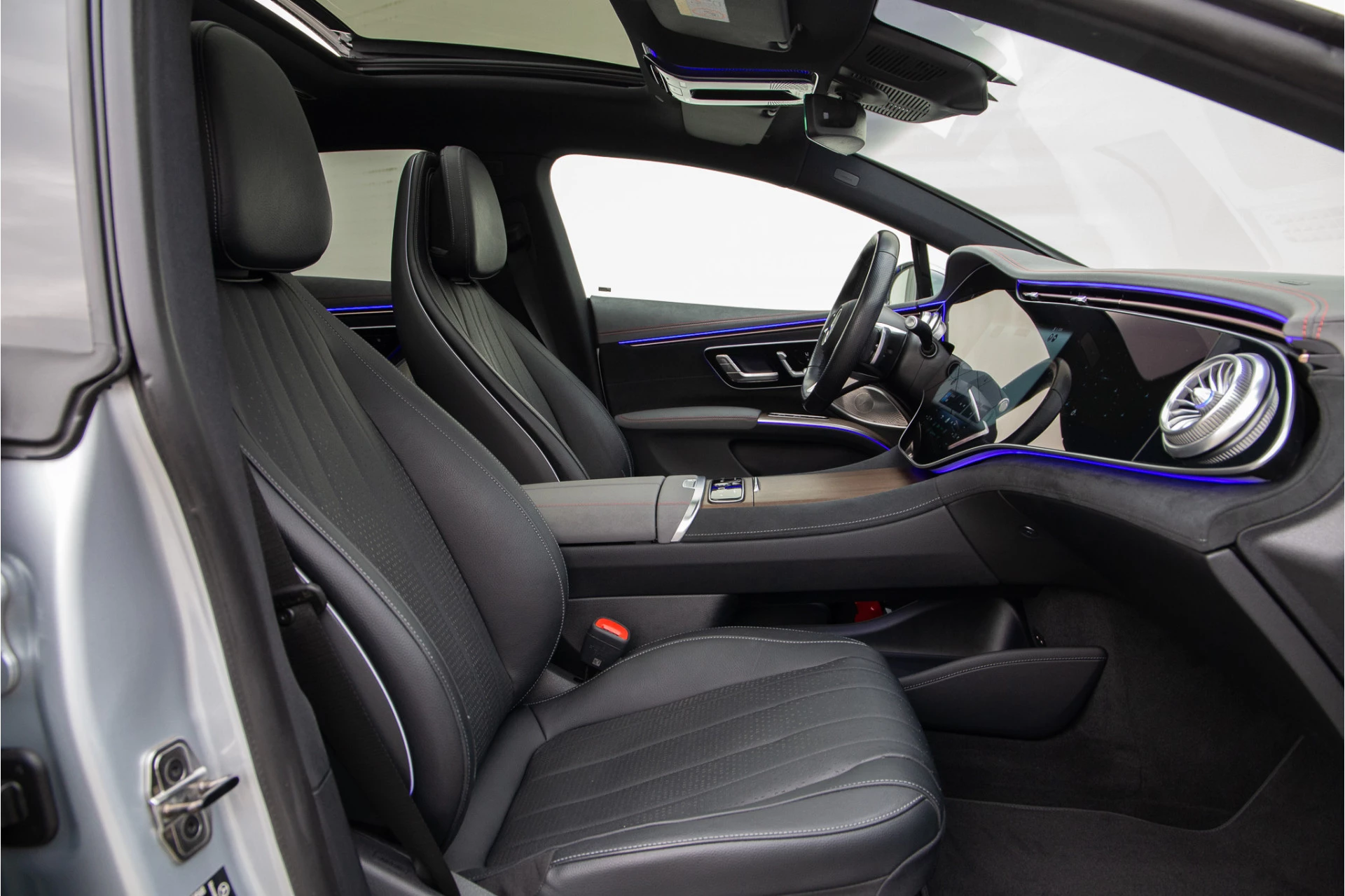 Hoofdafbeelding Mercedes-Benz EQS