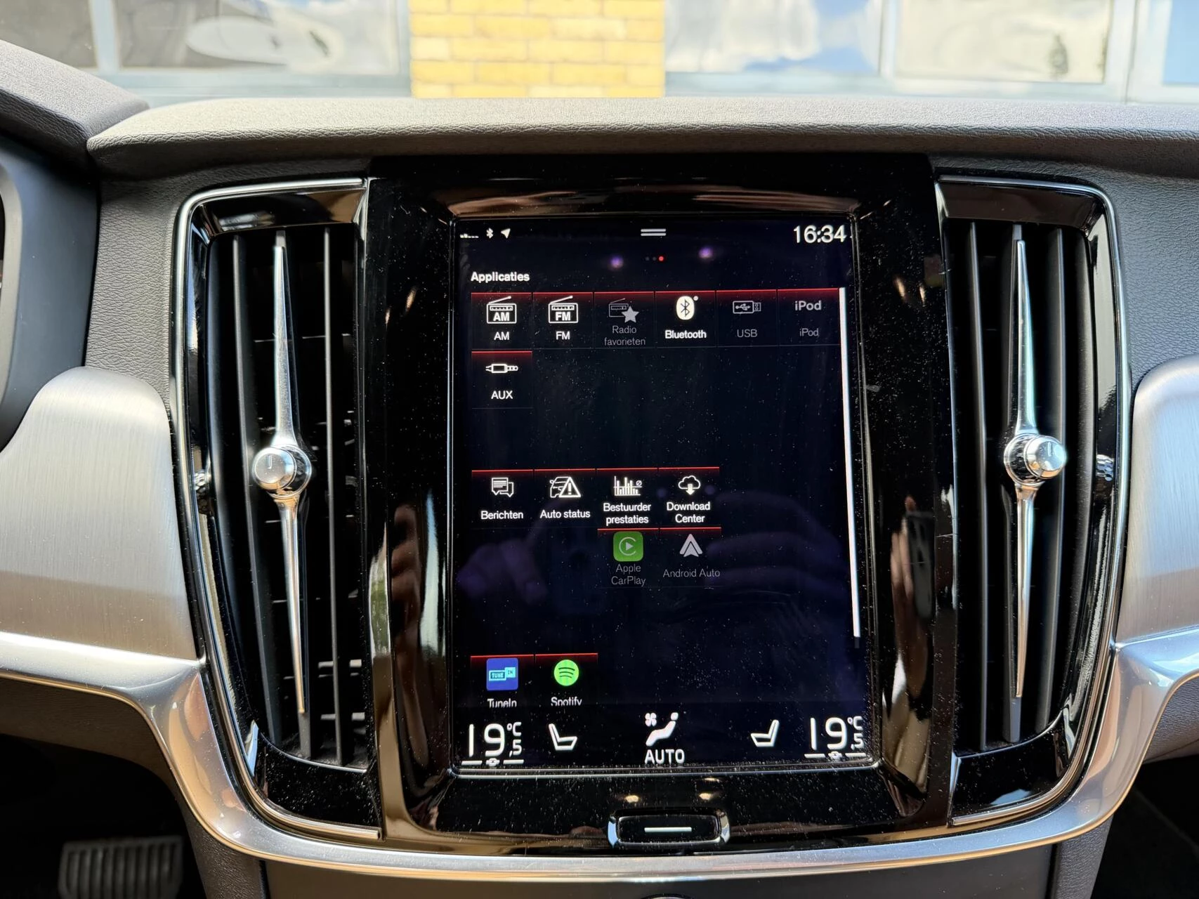 Hoofdafbeelding Volvo V90