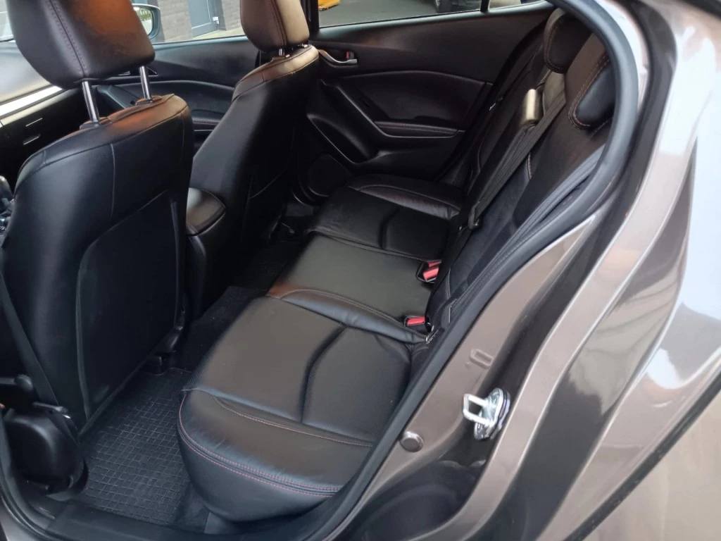 Hoofdafbeelding Mazda 3
