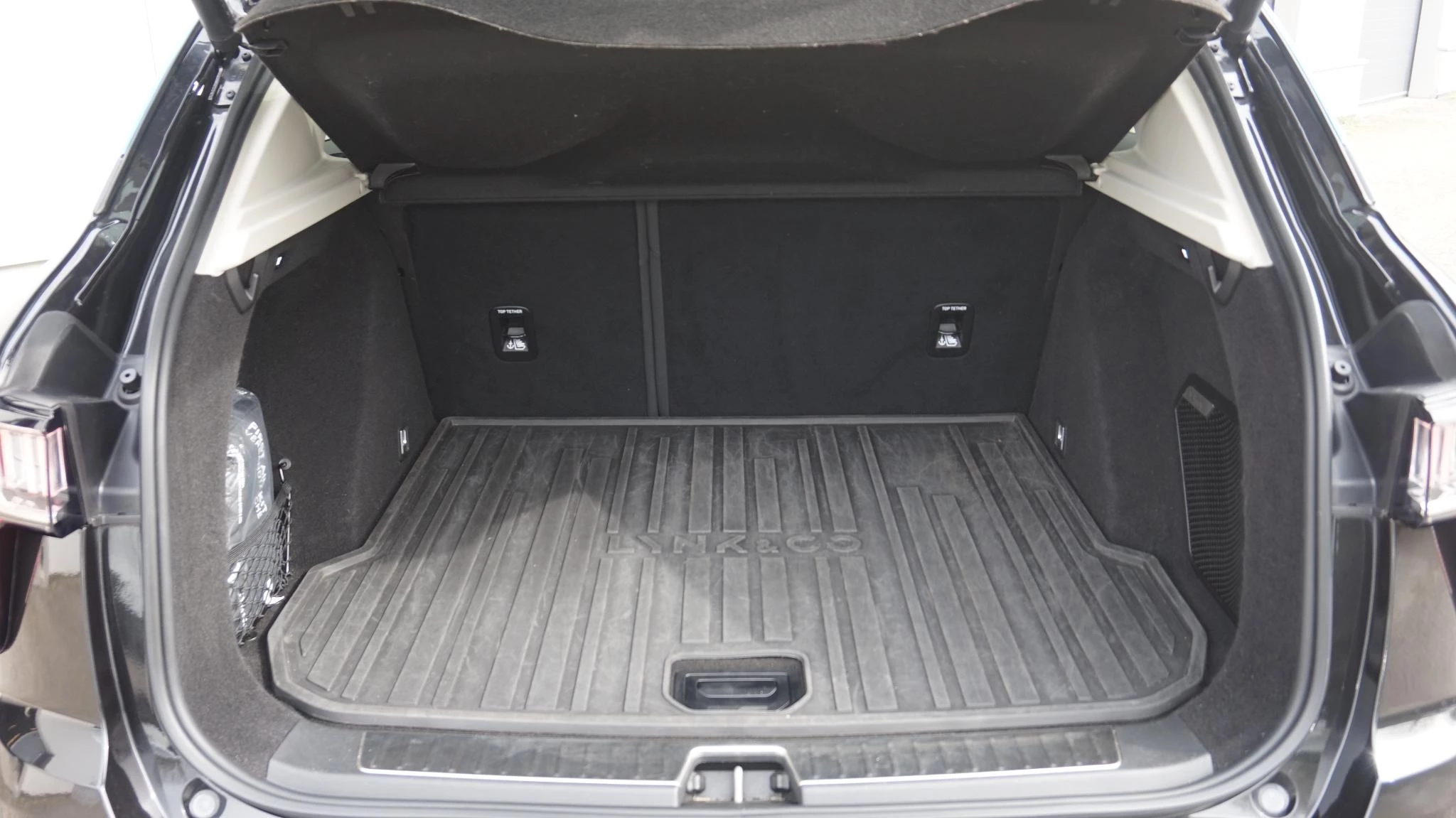 Hoofdafbeelding Lynk & Co 01