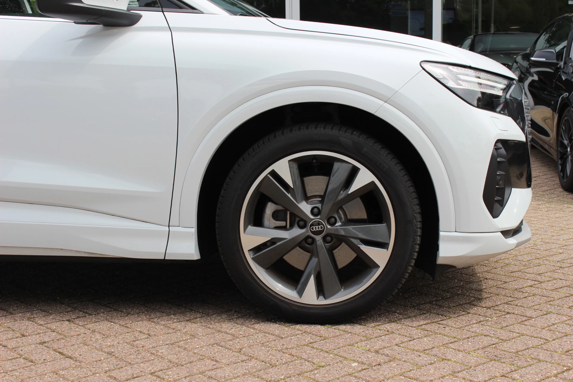 Hoofdafbeelding Audi Q4 Sportback e-tron