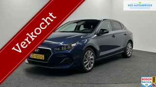 Hyundai i30 1.0 T-GDI Fastback Premium CAMERA TREKHAAK NAVI CRUISE ECC.