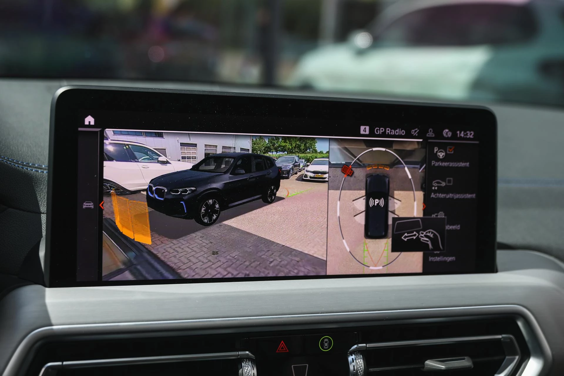 Hoofdafbeelding BMW iX3
