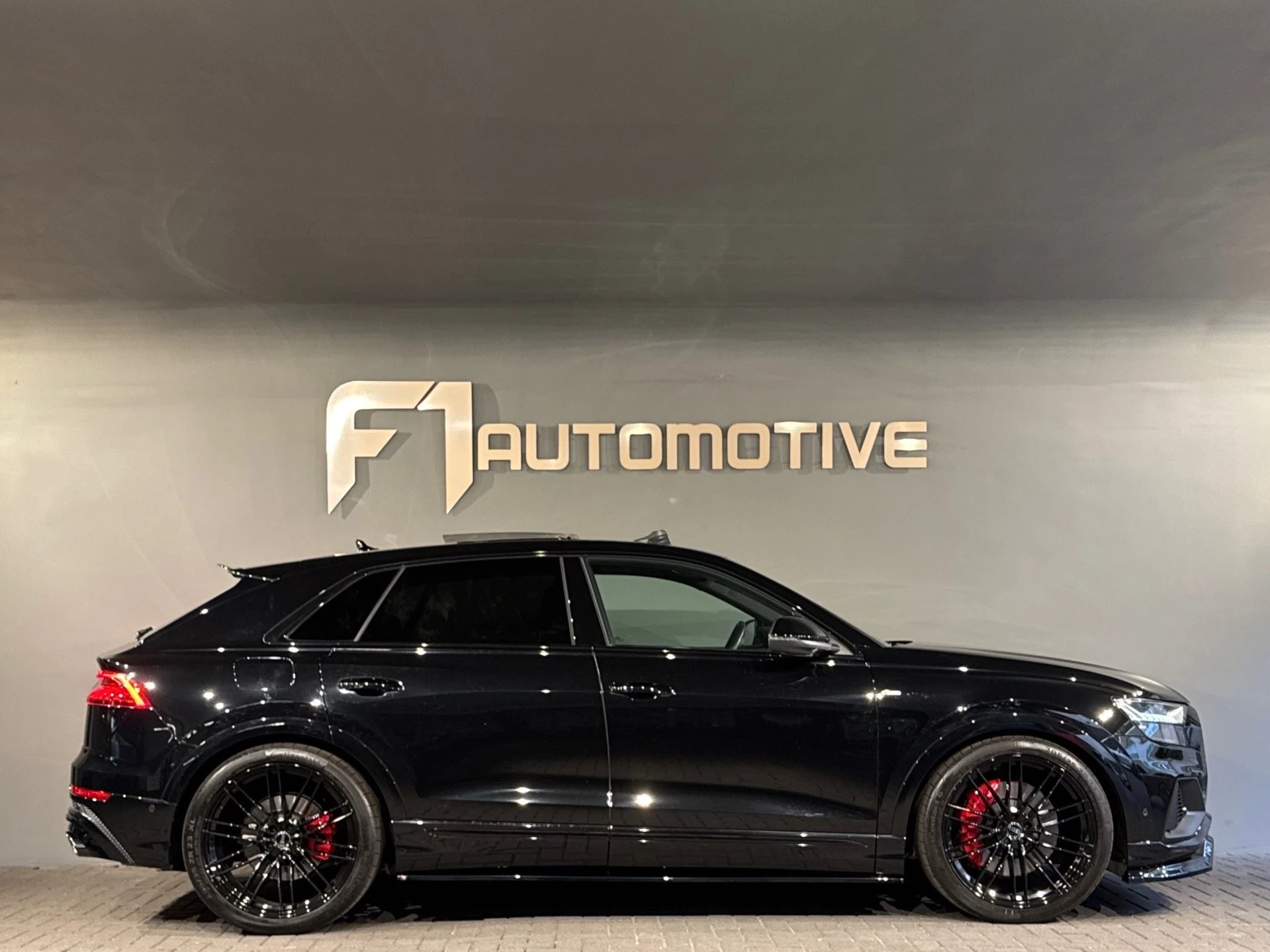 Hoofdafbeelding Audi Q8