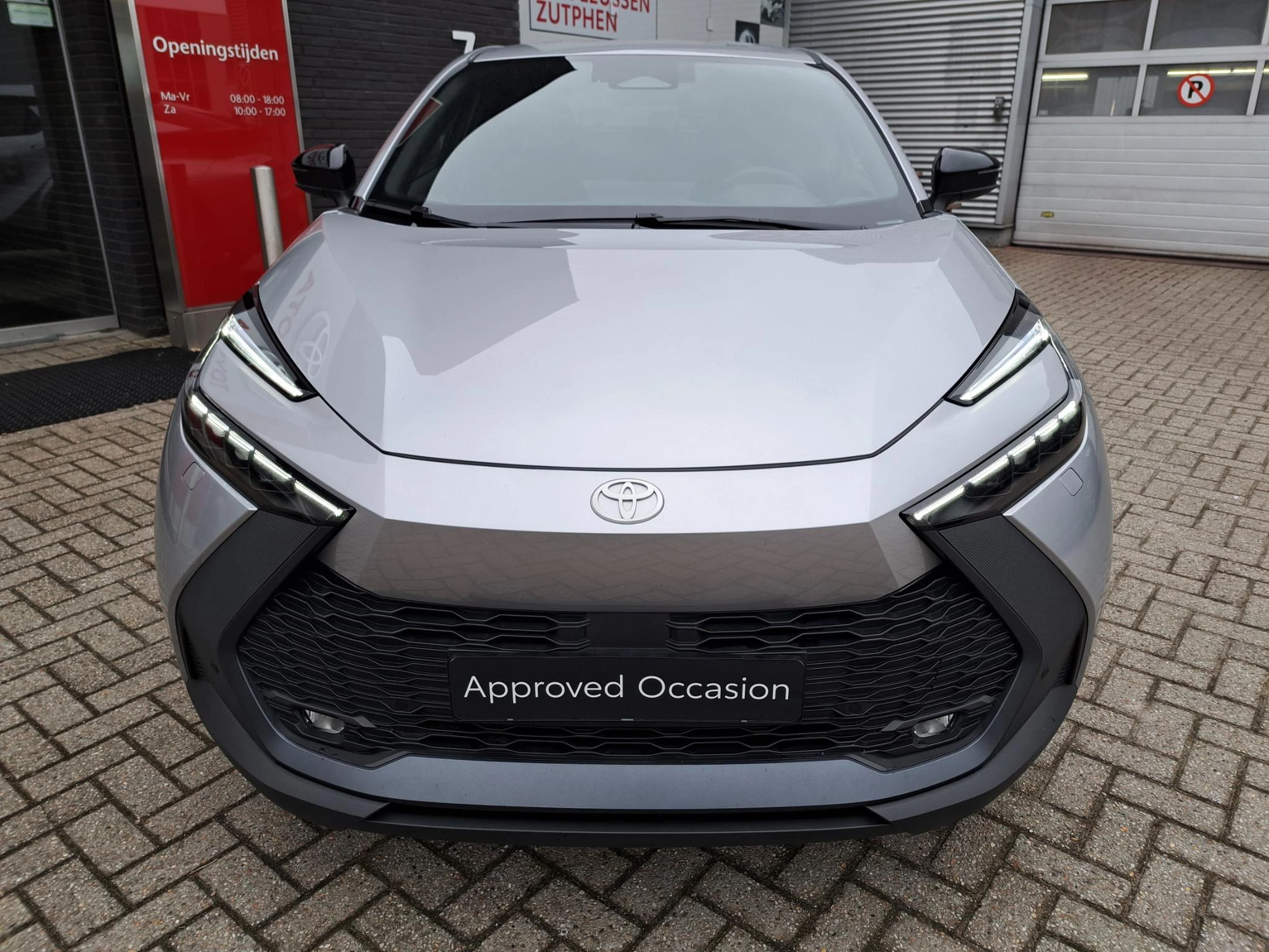 Hoofdafbeelding Toyota C-HR
