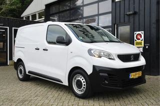 Hoofdafbeelding Peugeot Expert Peugeot Expert 231C 2.0 BlueHDI 120 Pro |NL-Auto | Cruise | Trekhaak | Dealer Onderhouden