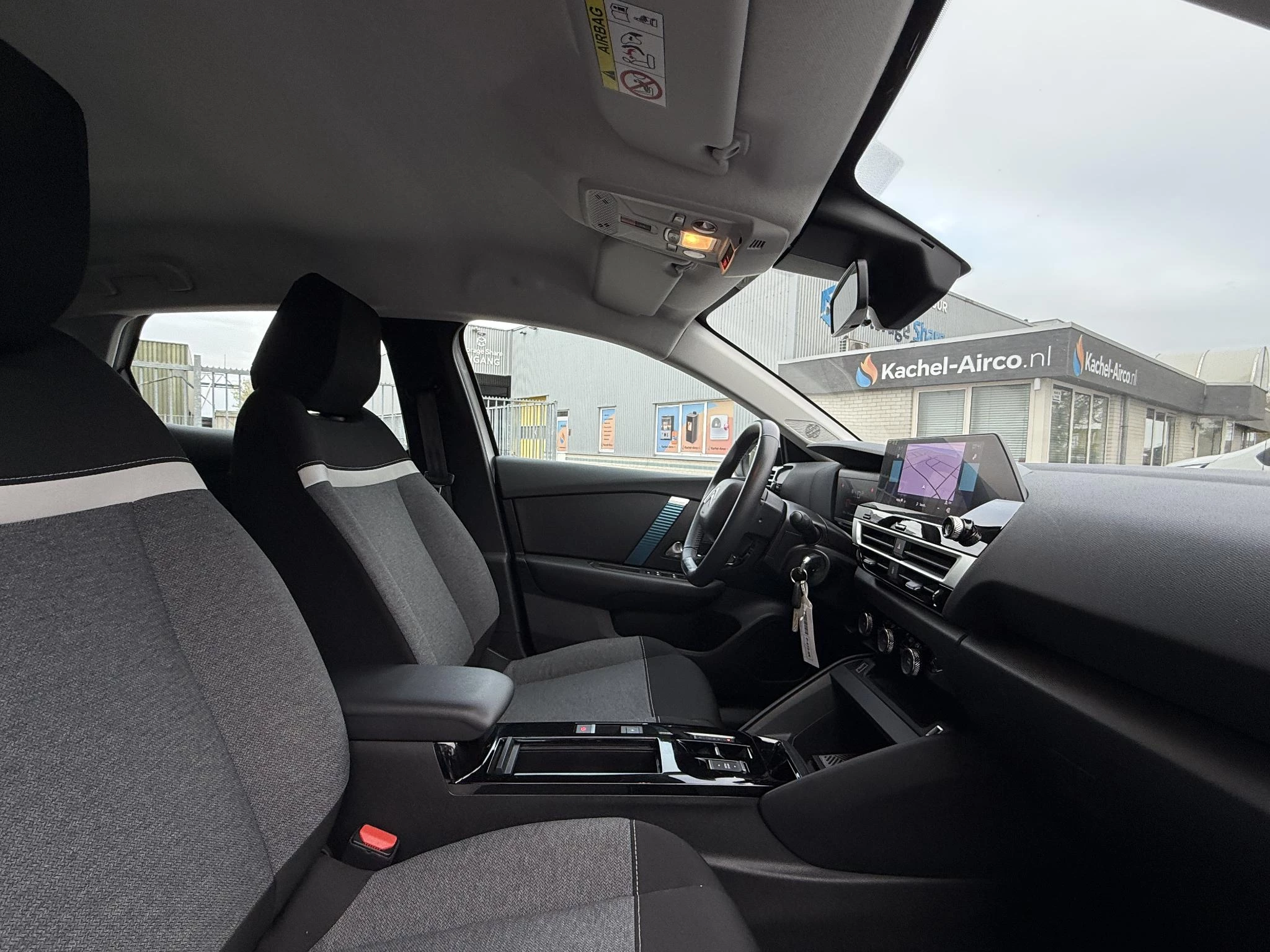 Hoofdafbeelding Citroën ë-C4