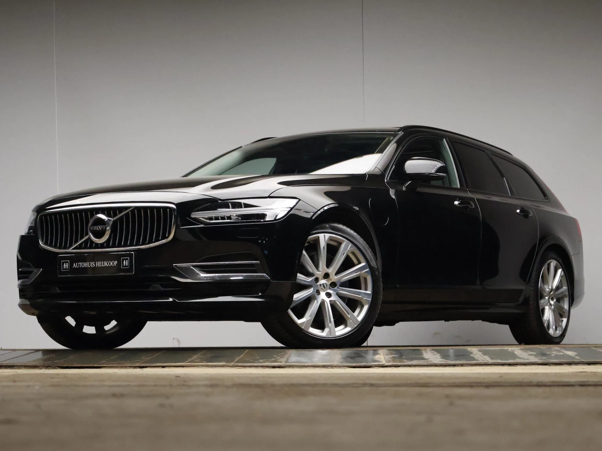 Hoofdafbeelding Volvo V90
