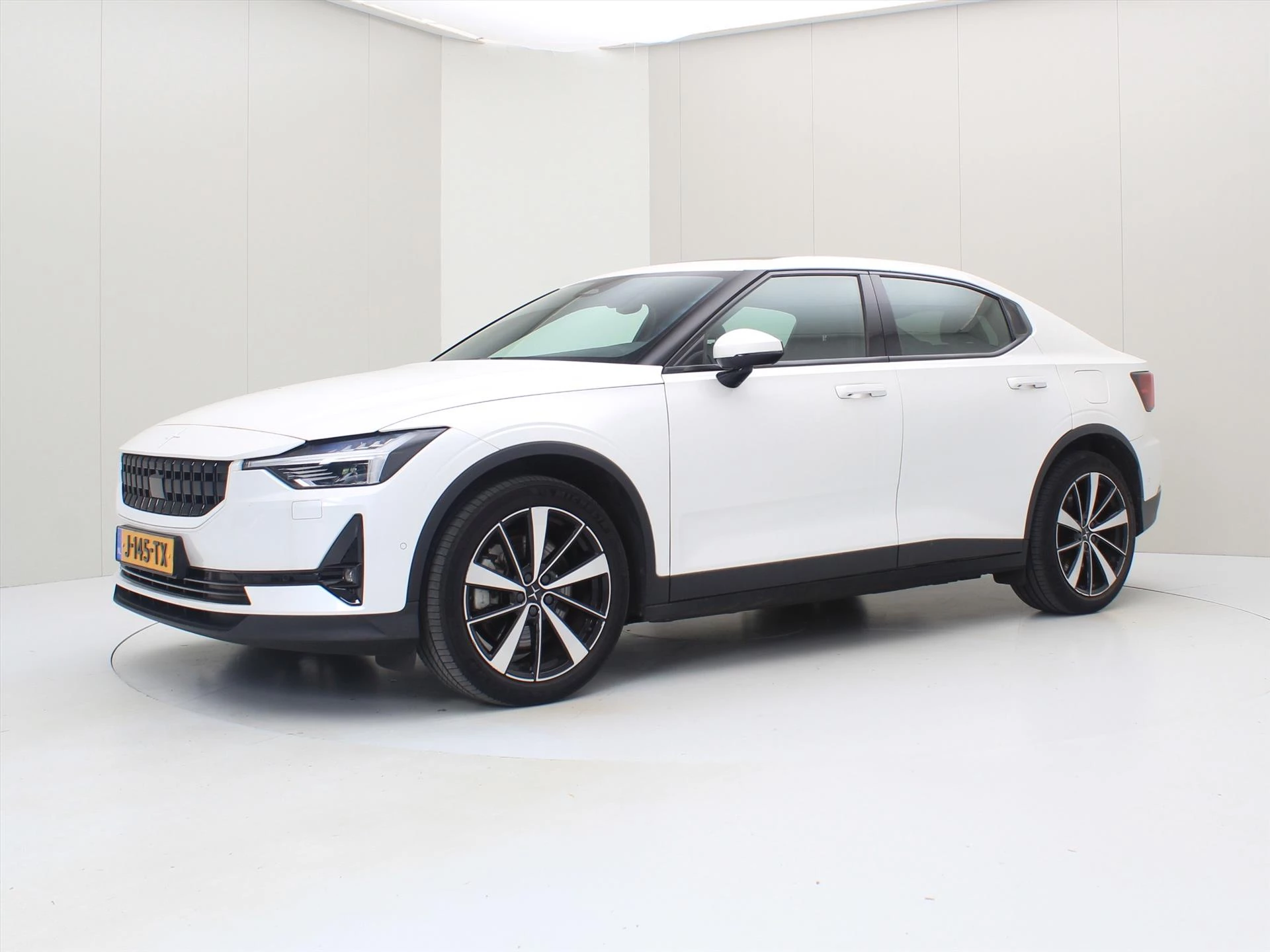 Hoofdafbeelding Polestar 2