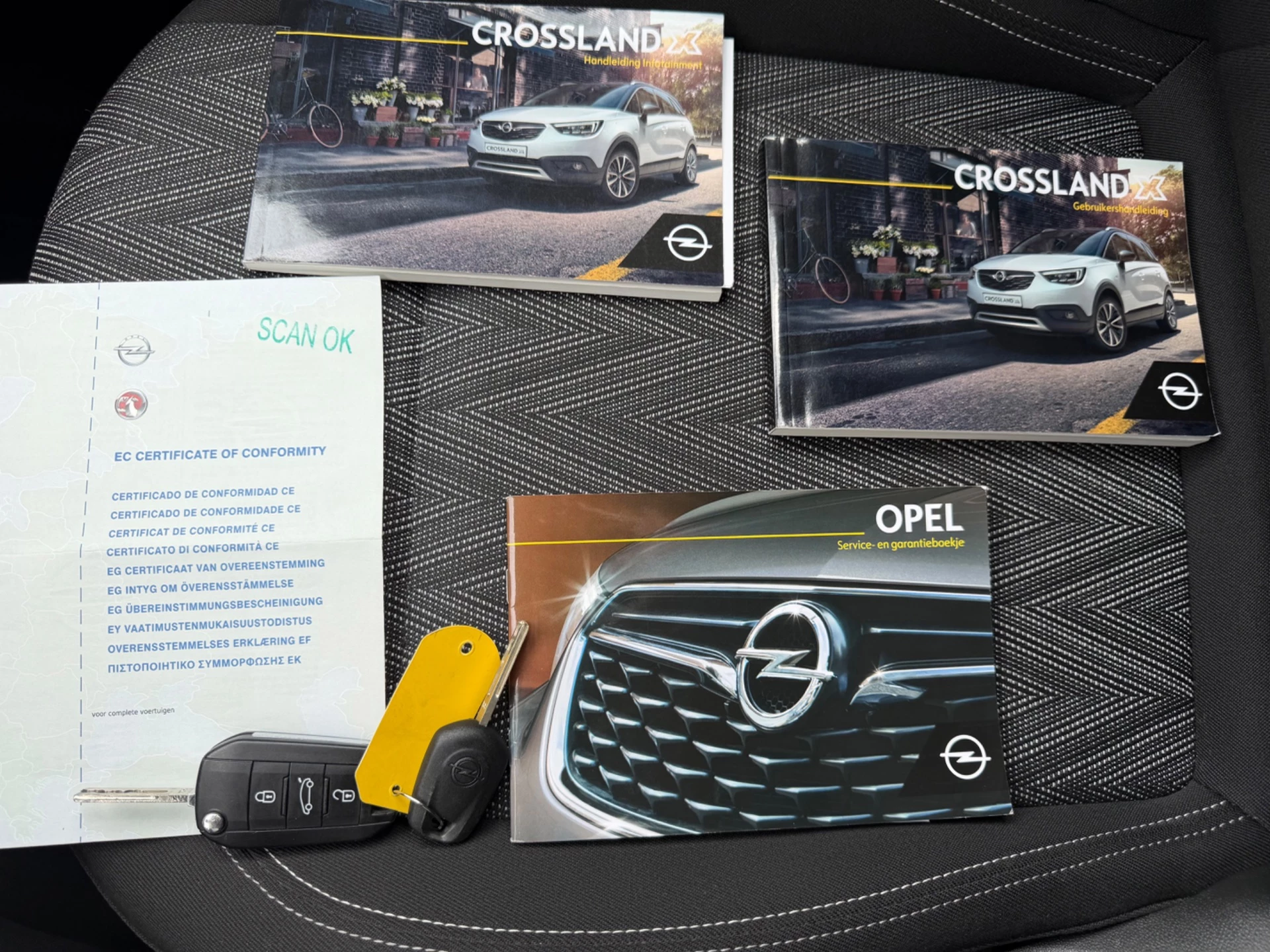 Hoofdafbeelding Opel Crossland X
