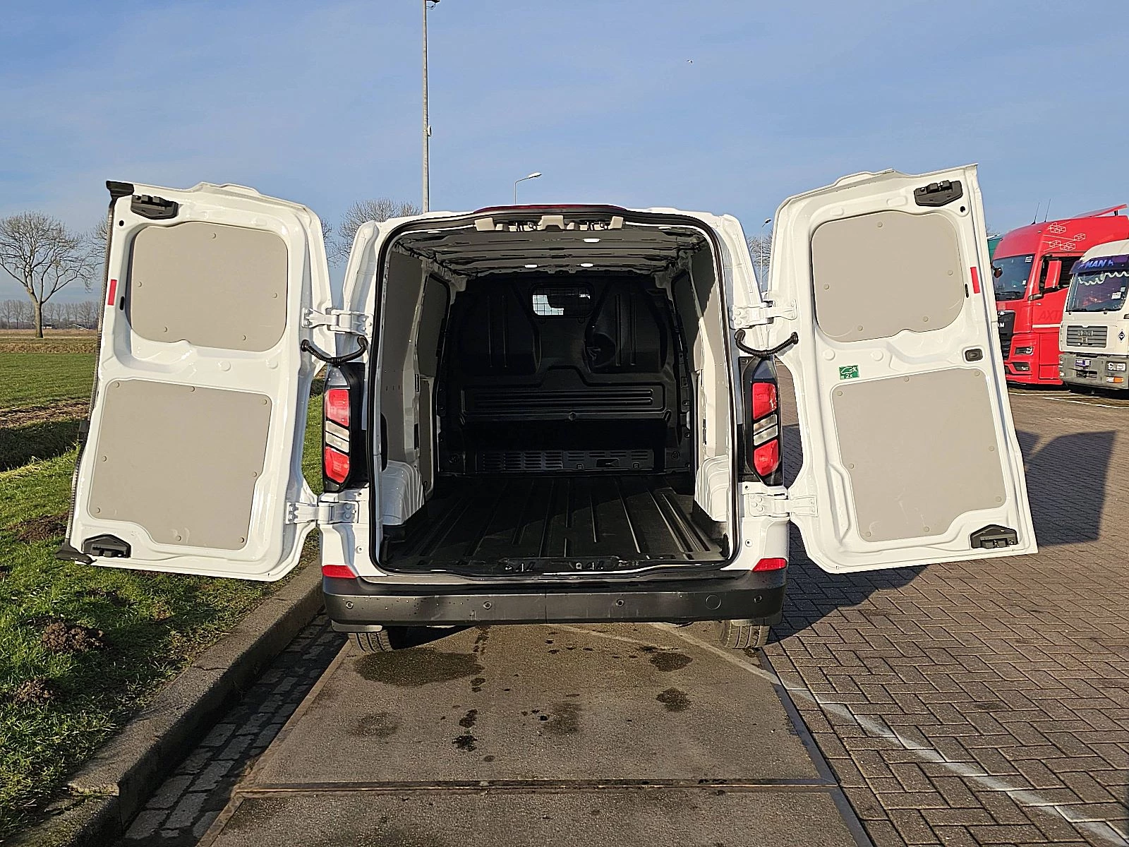 Hoofdafbeelding Ford Transit Custom