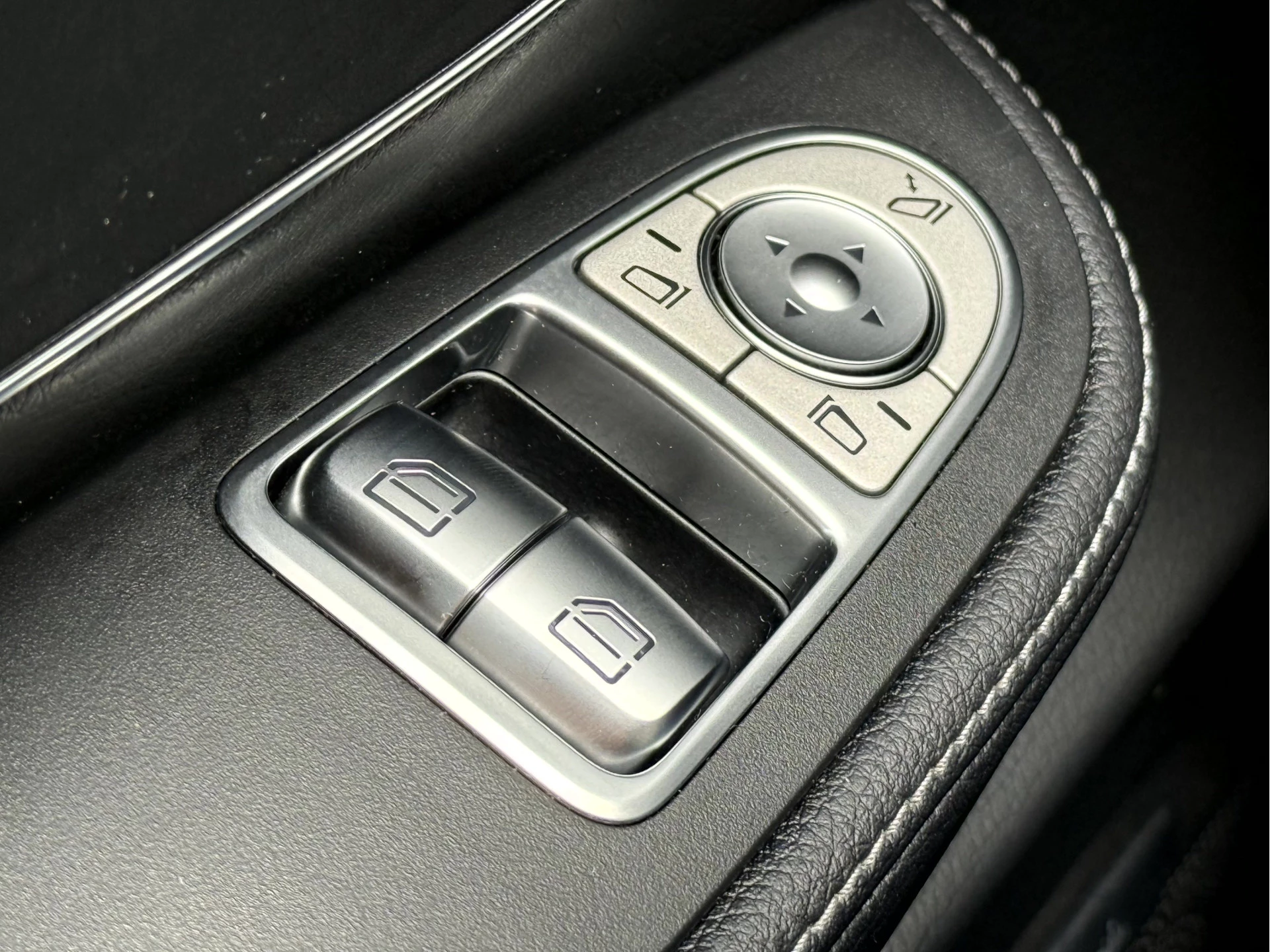 Hoofdafbeelding Mercedes-Benz EQV