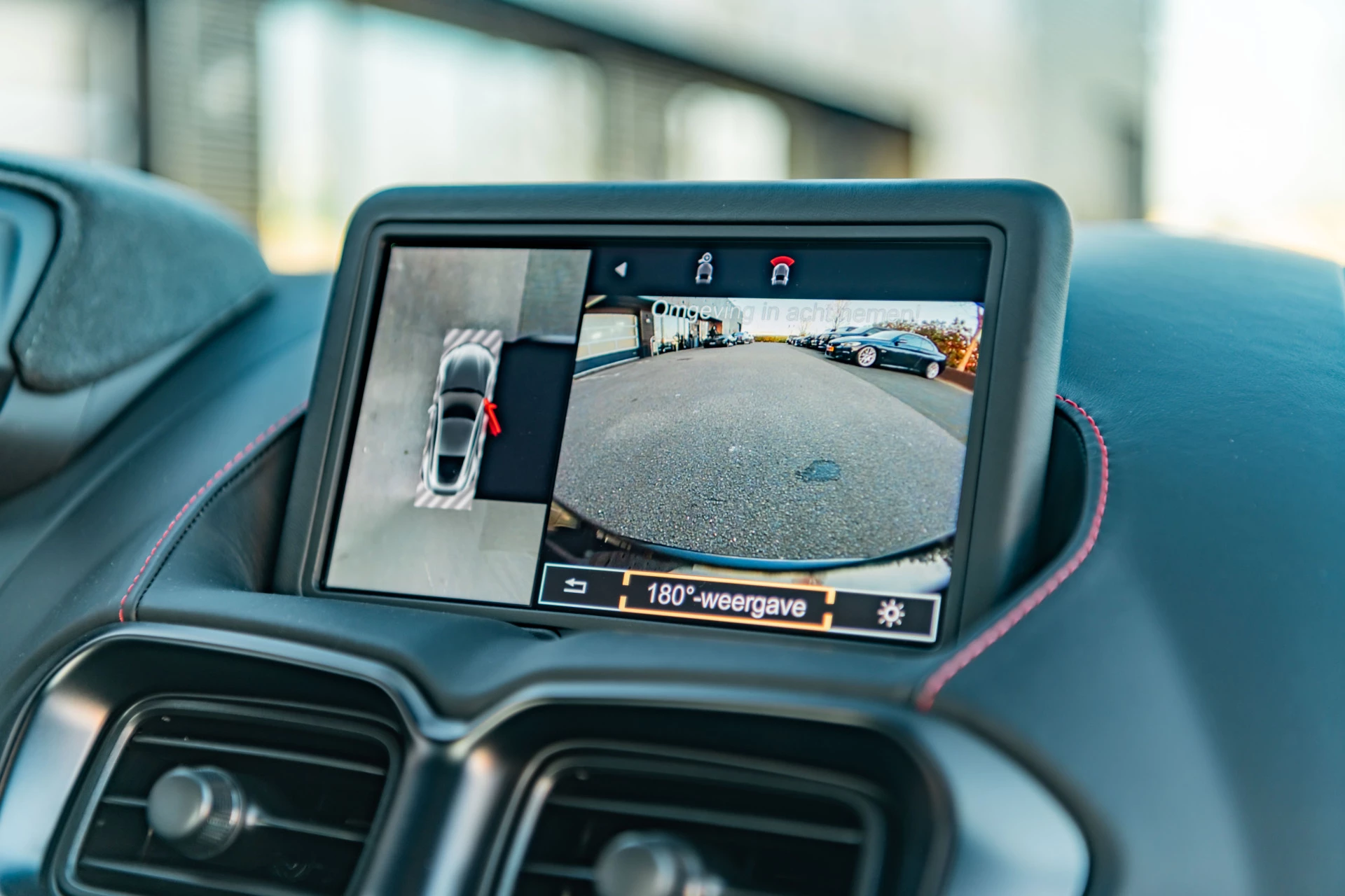 Hoofdafbeelding Aston Martin V8 Vantage