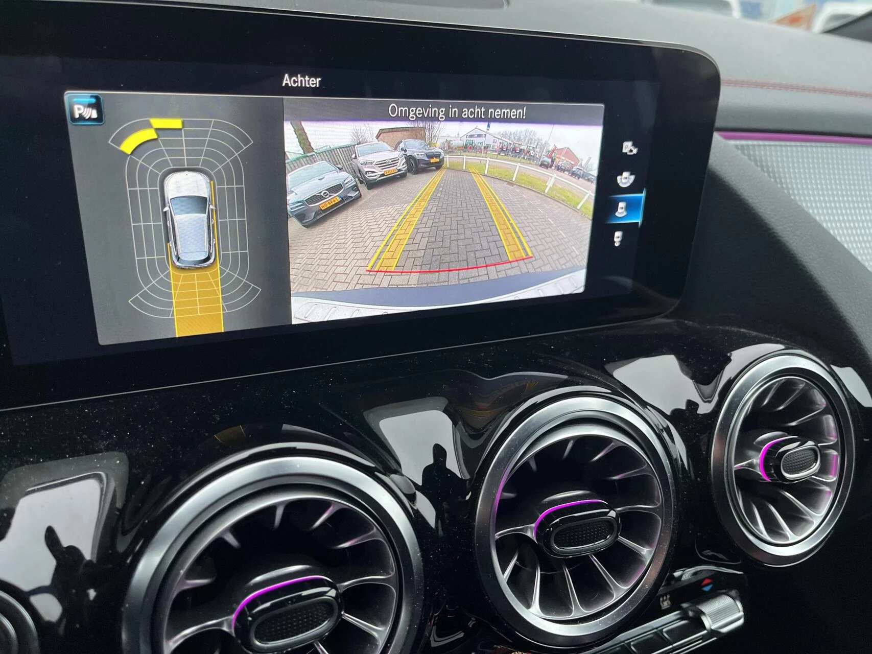 Hoofdafbeelding Mercedes-Benz EQA