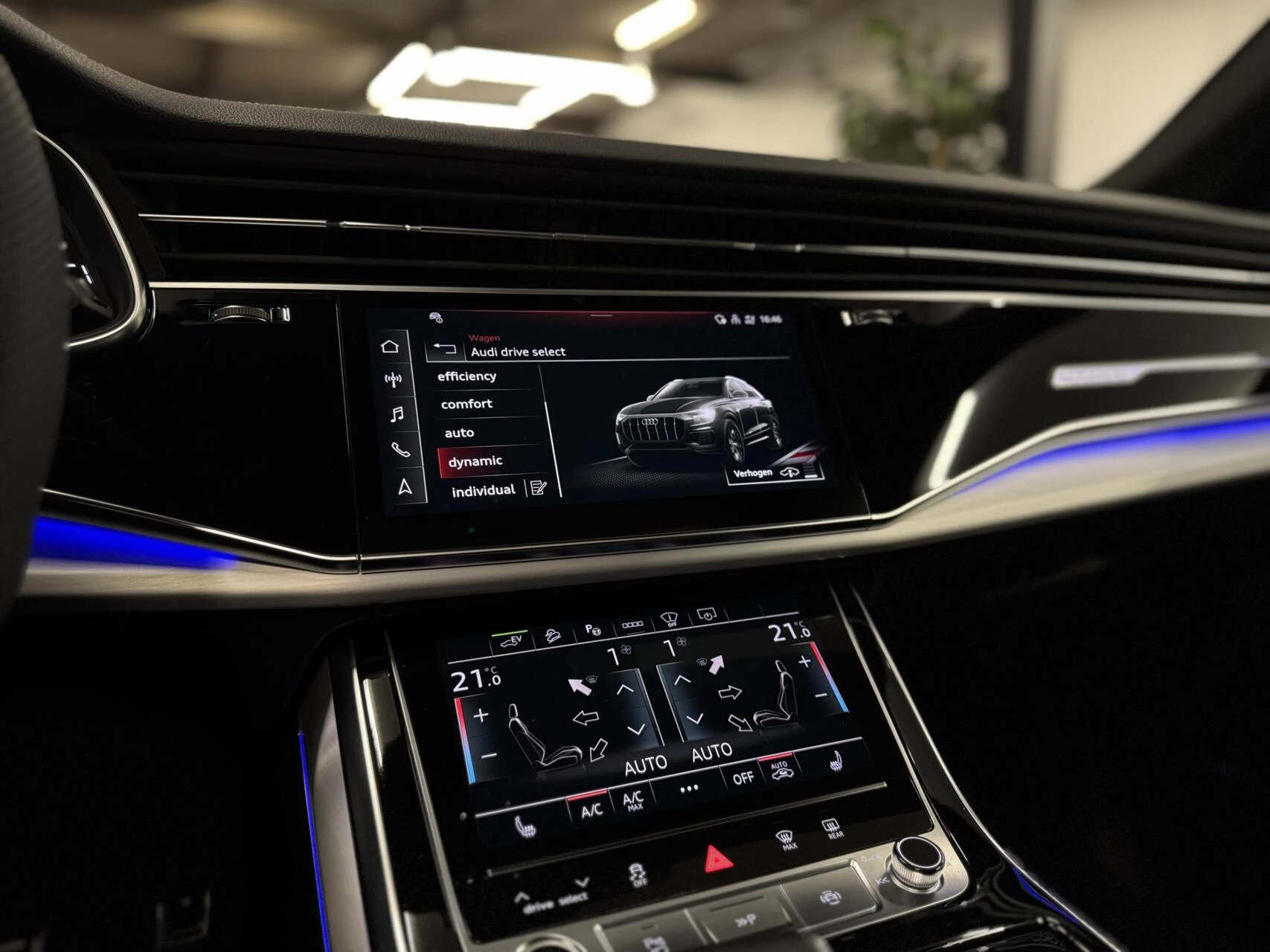 Hoofdafbeelding Audi Q8