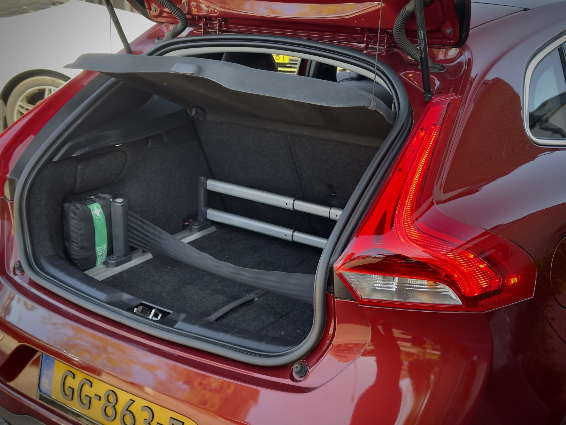 Hoofdafbeelding Volvo V40