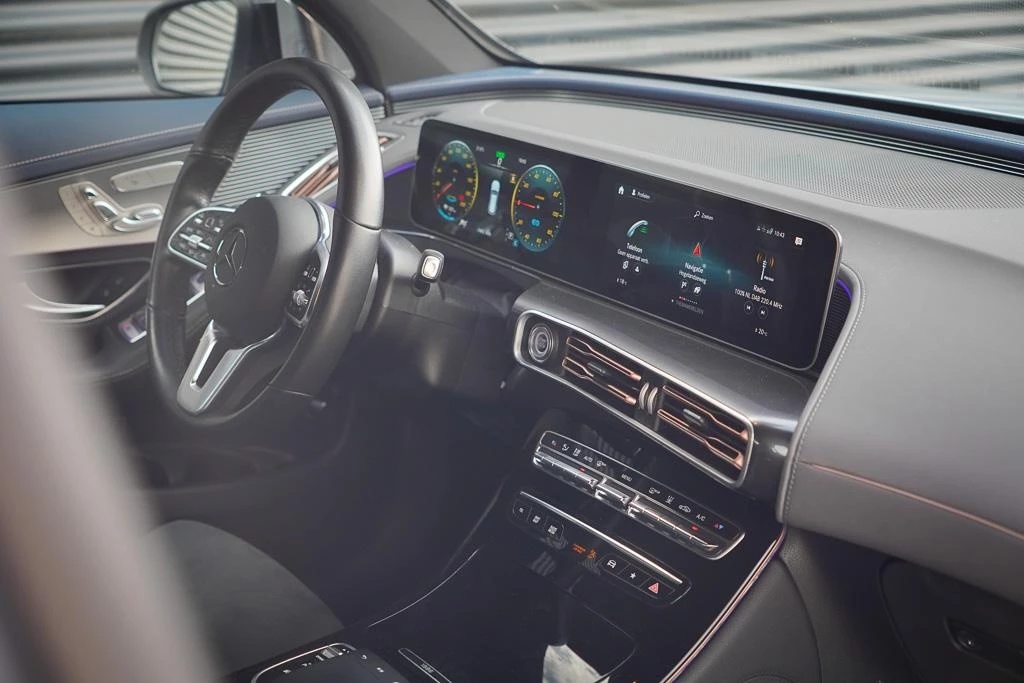 Hoofdafbeelding Mercedes-Benz EQC