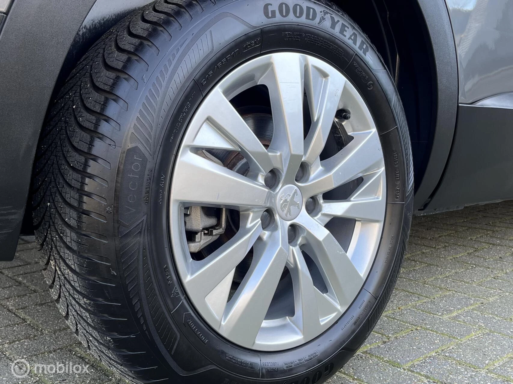 Hoofdafbeelding Peugeot 5008