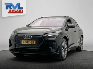 Hoofdafbeelding Audi Q4 e-tron Audi Q4 e-tron 40 Launch edition Advanced Plus 77 kWh Trekhaak Adaptieve Cruise Panoramadak Virtual-cockpit Stuur/Stoel Verwarming