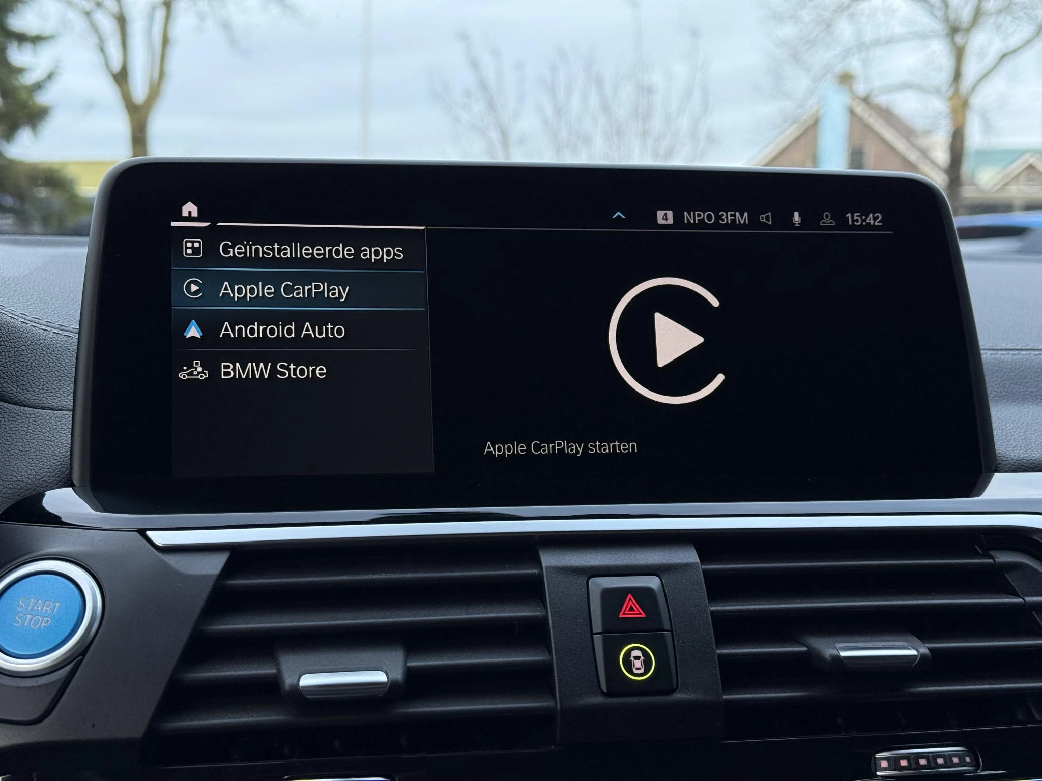 Hoofdafbeelding BMW iX3