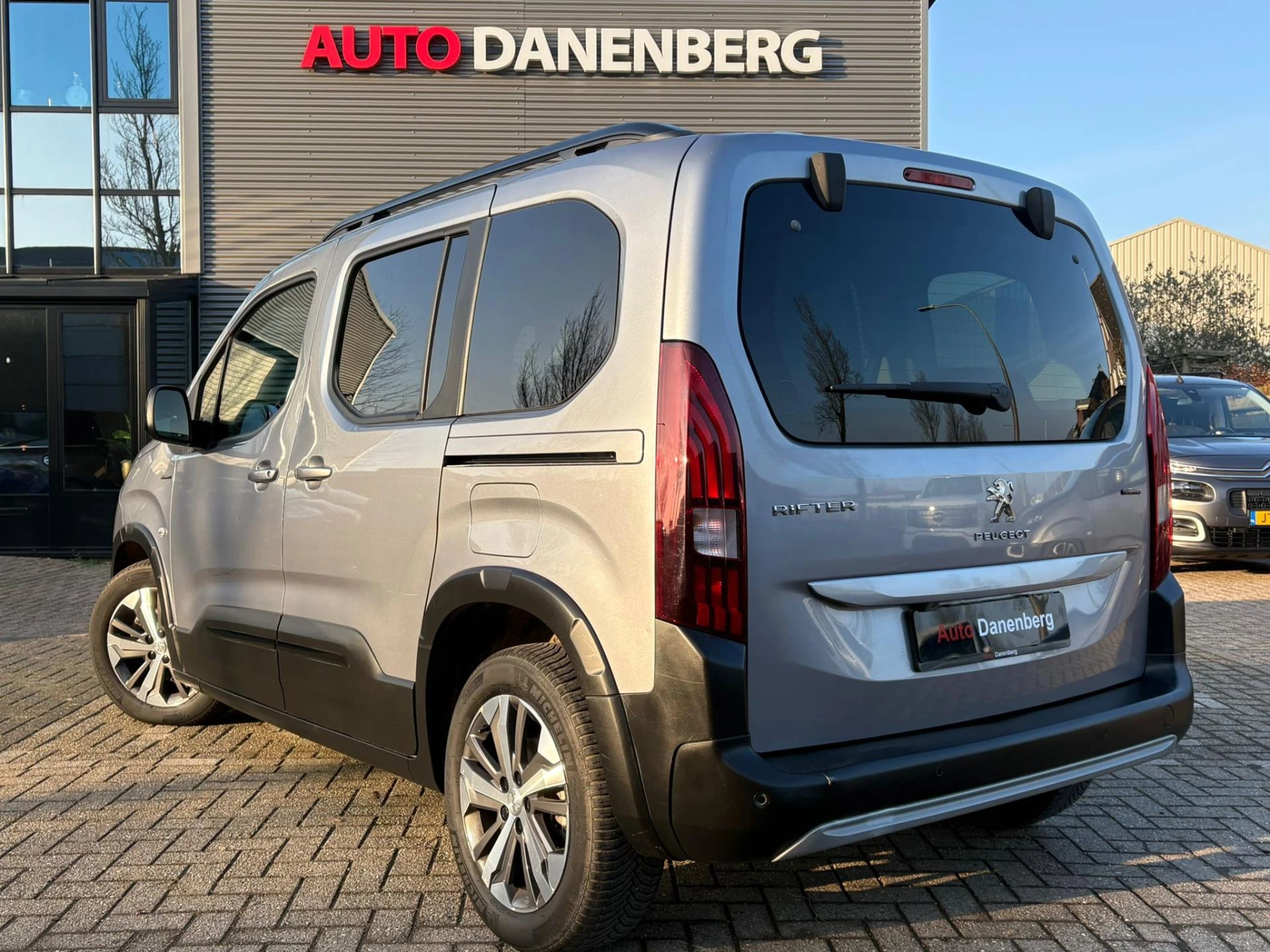 Hoofdafbeelding Peugeot Rifter