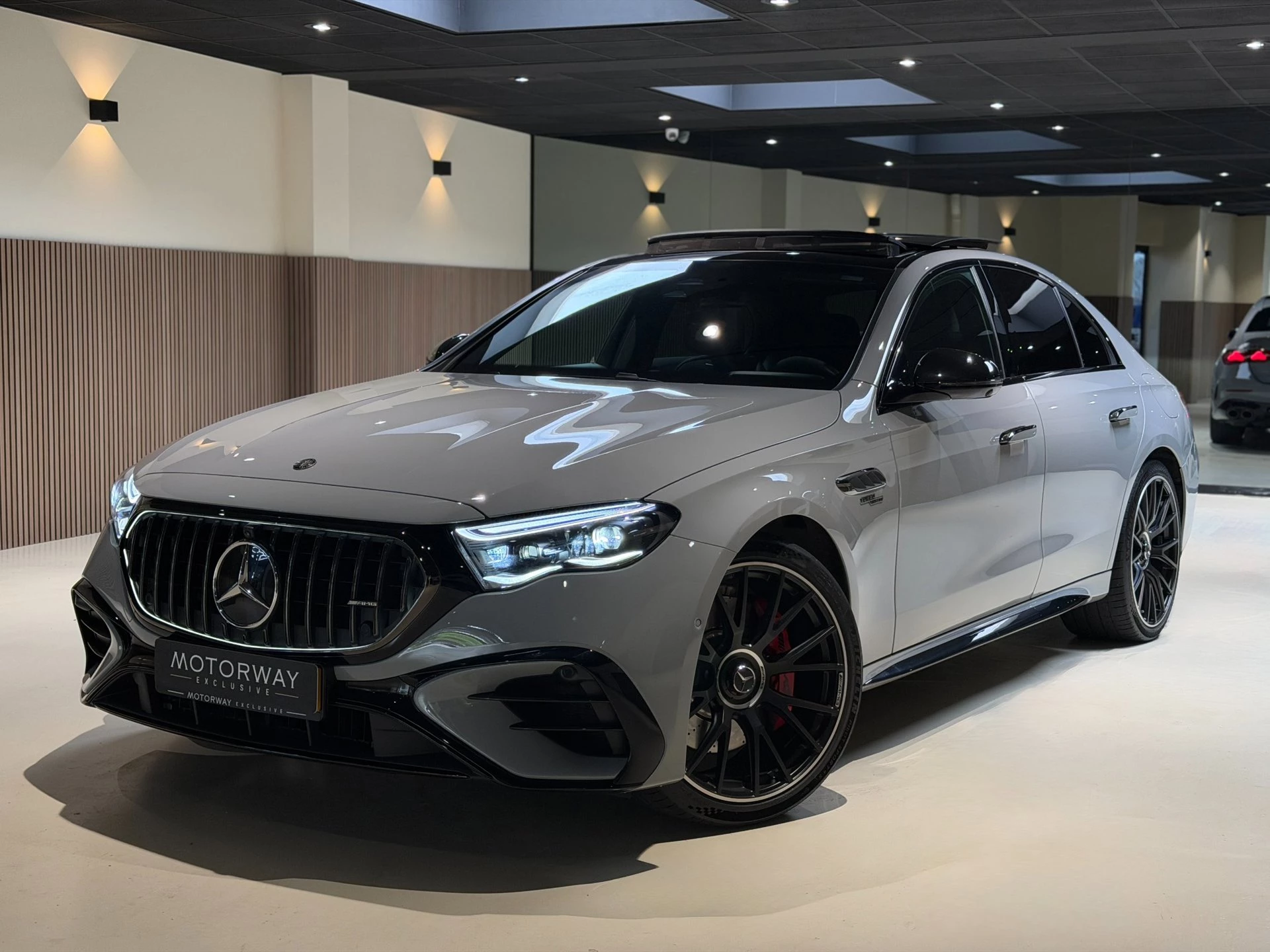 Hoofdafbeelding Mercedes-Benz E-Klasse