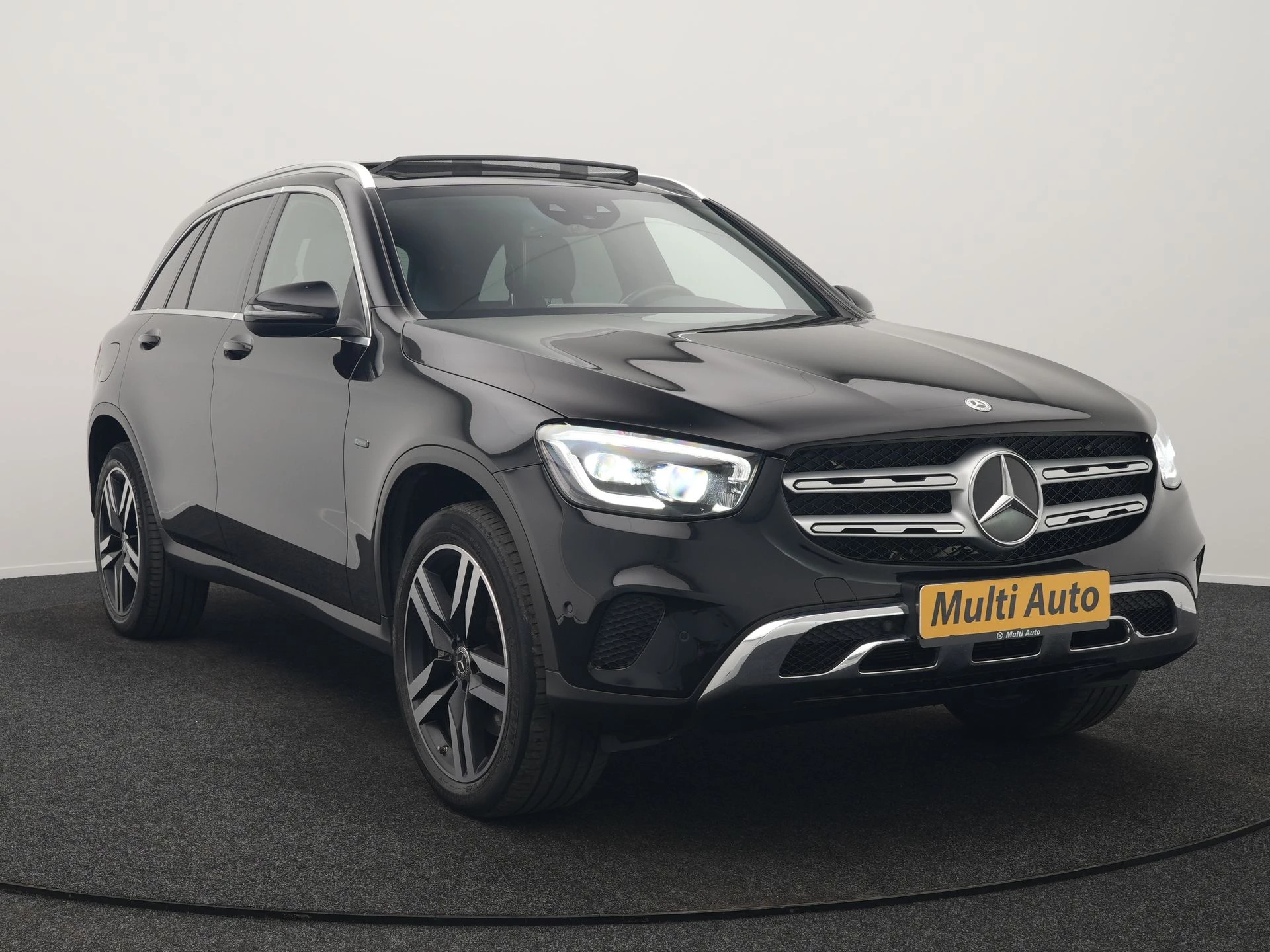 Hoofdafbeelding Mercedes-Benz GLC