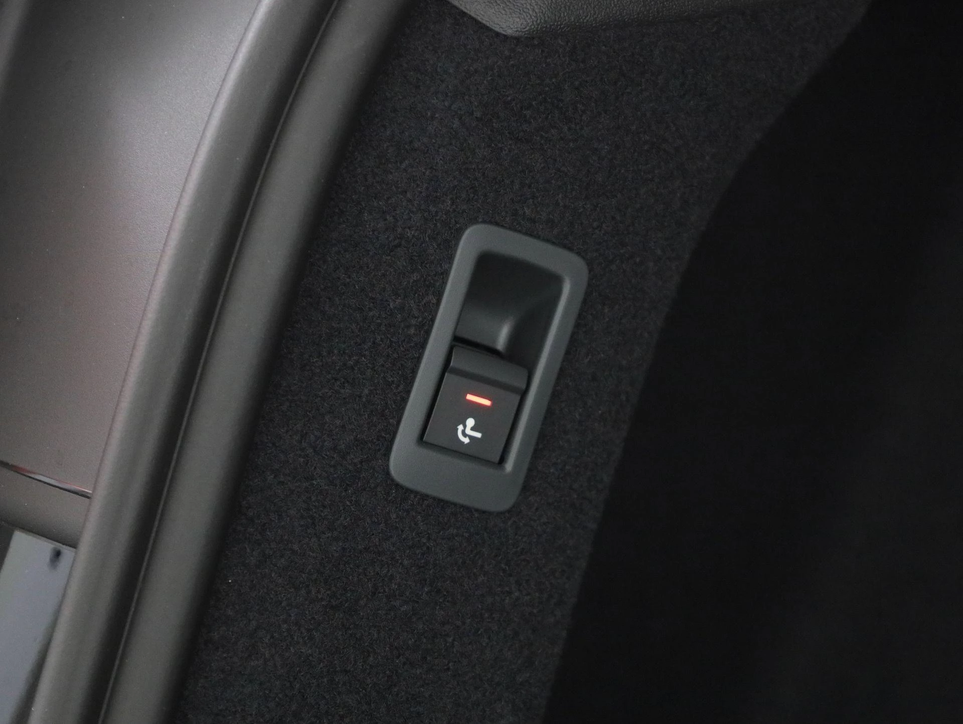 Hoofdafbeelding Audi A6 Avant e-tron