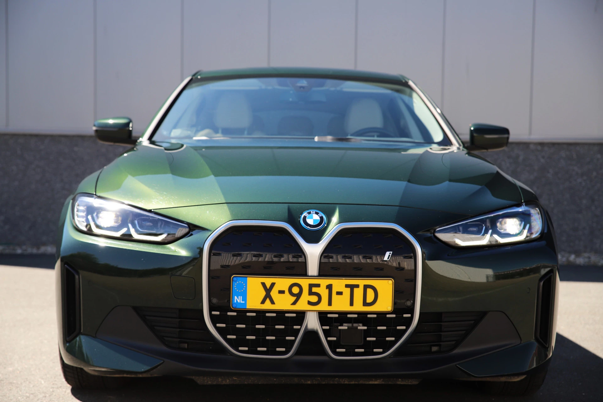Hoofdafbeelding BMW i4