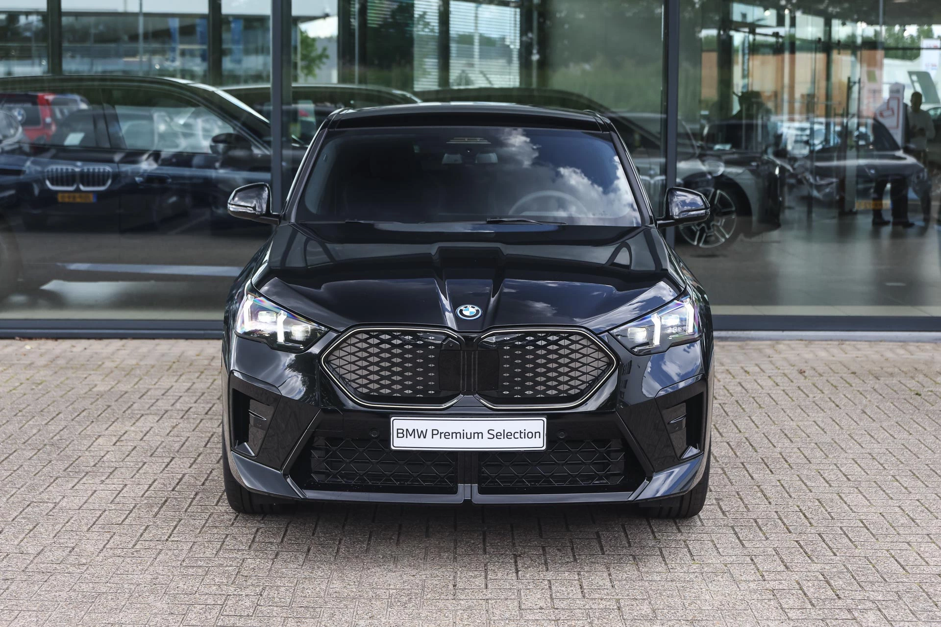 Hoofdafbeelding BMW iX2