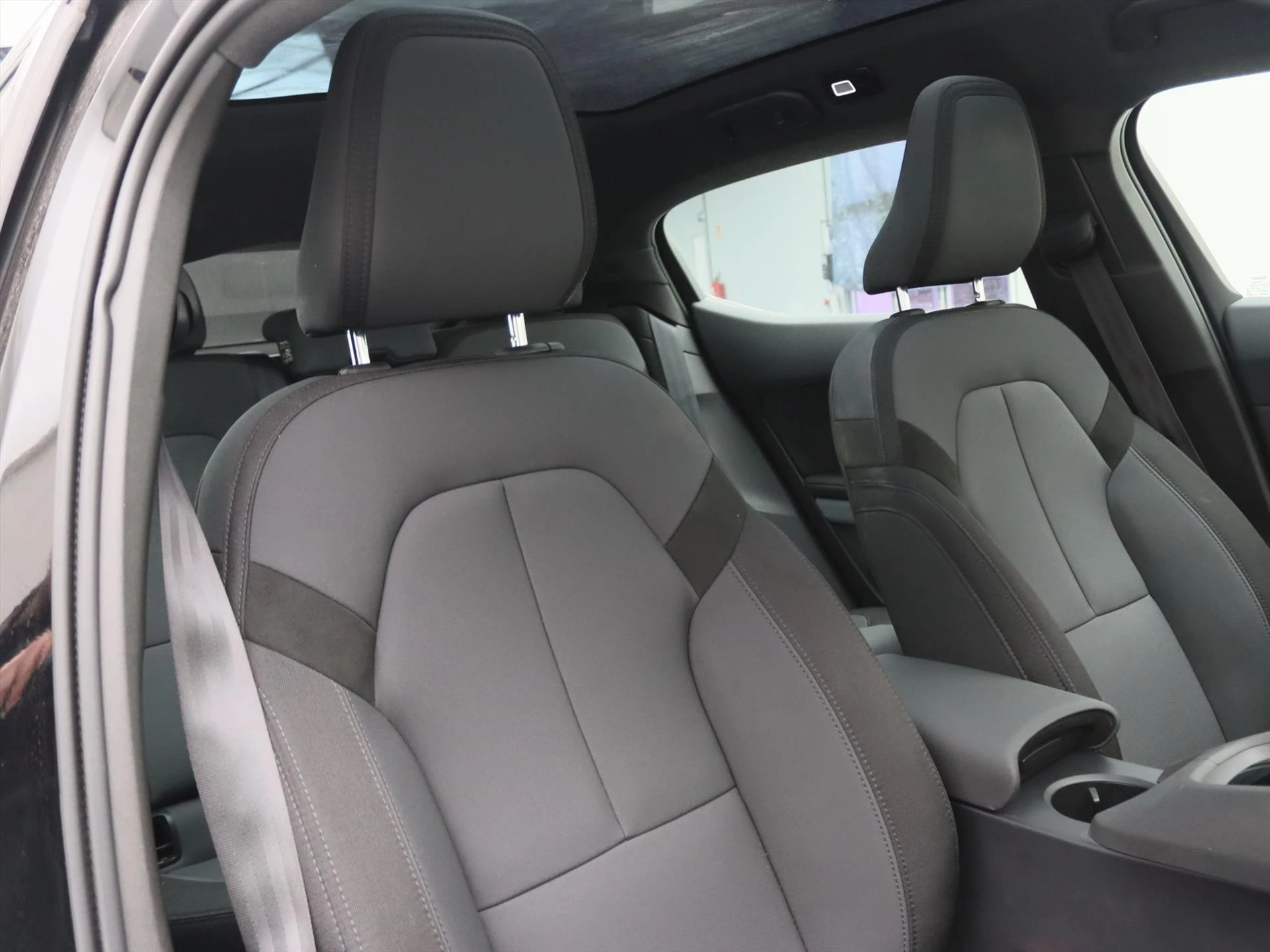 Hoofdafbeelding Polestar 2