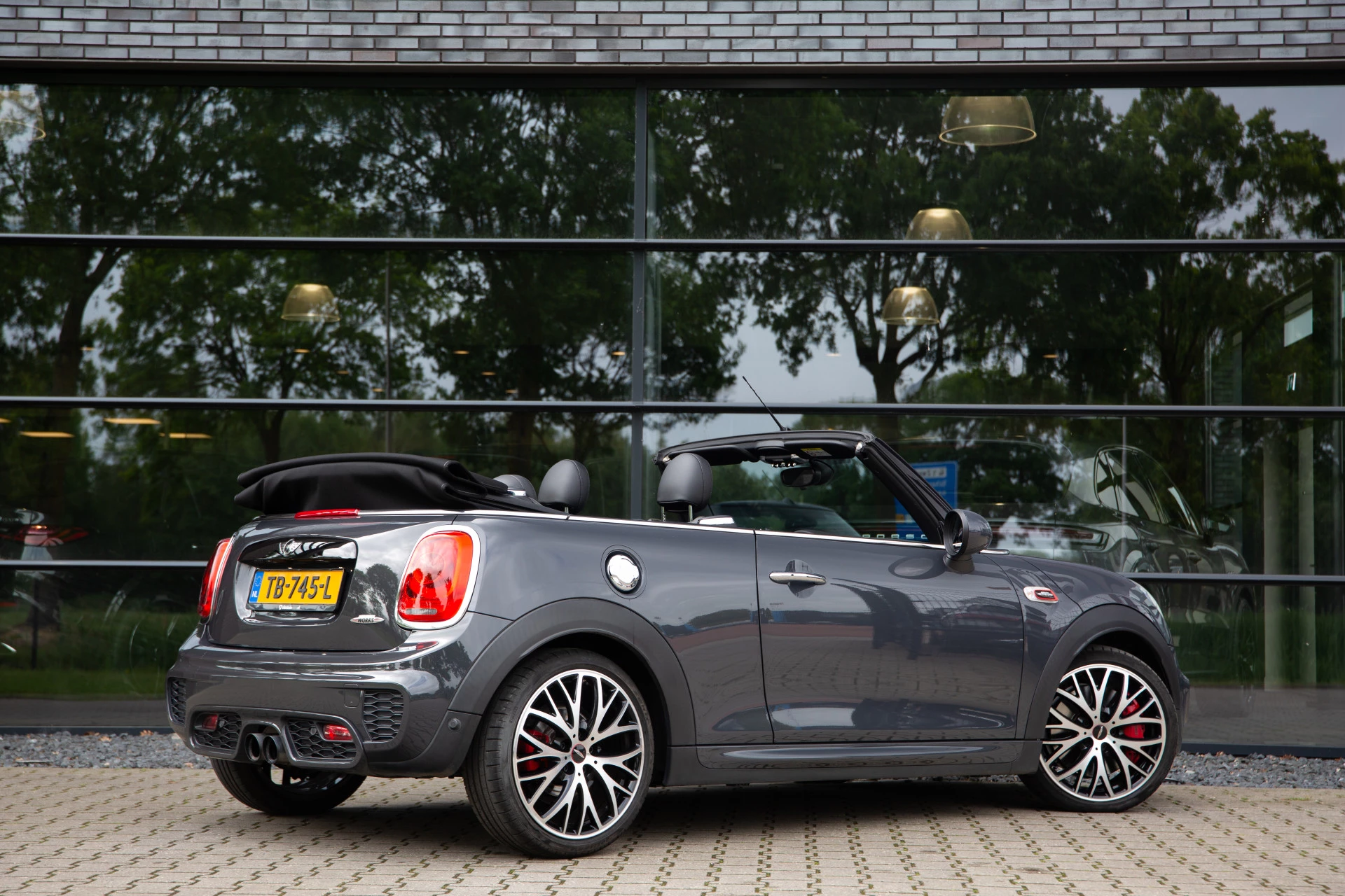 Hoofdafbeelding MINI Cooper Cabrio