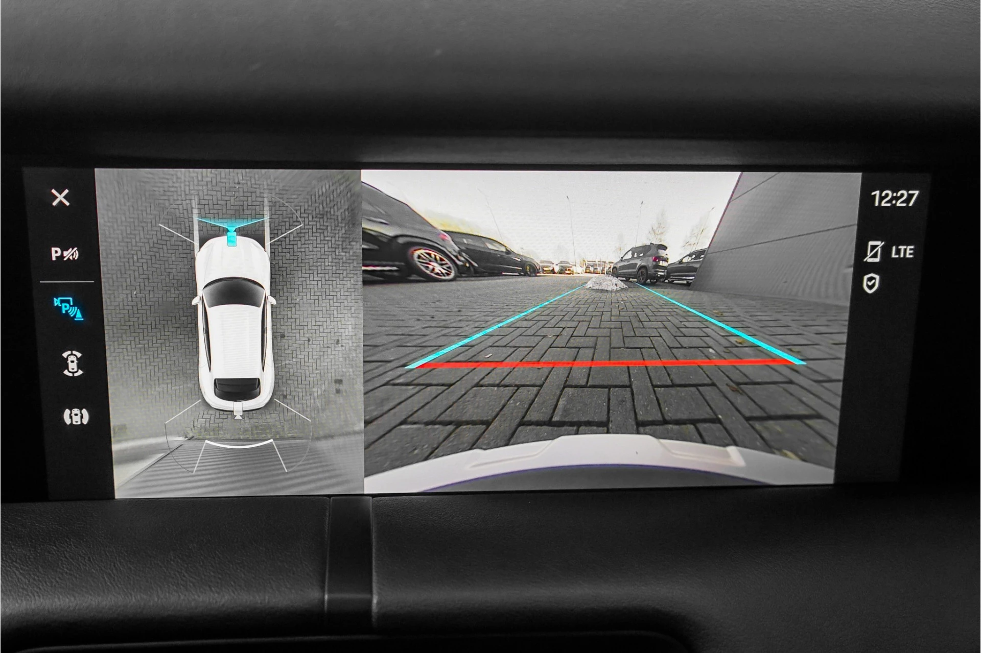 Hoofdafbeelding Porsche Taycan