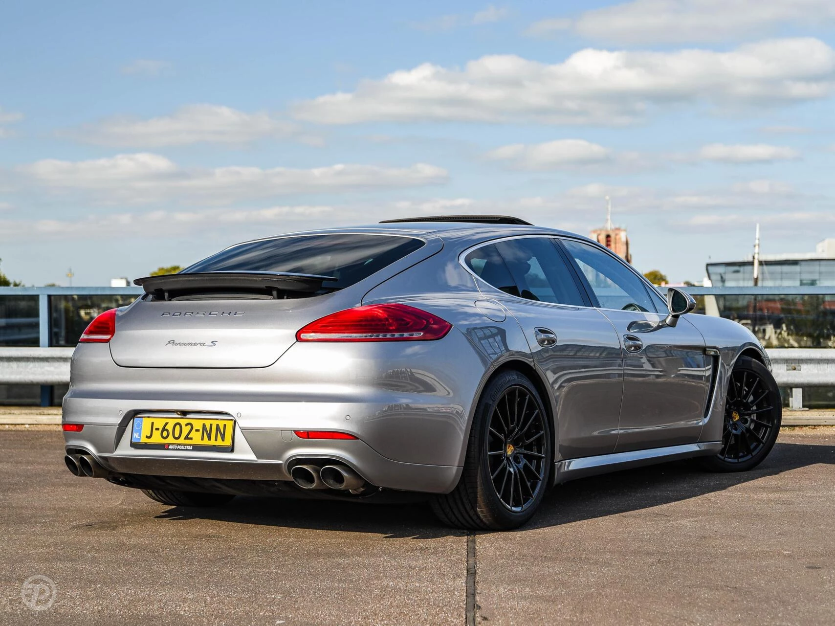 Hoofdafbeelding Porsche Panamera
