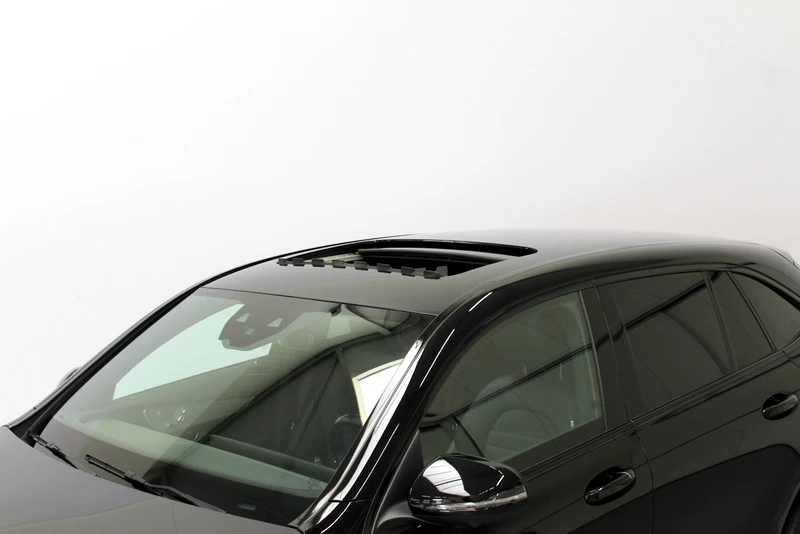 Hoofdafbeelding Mercedes-Benz EQC