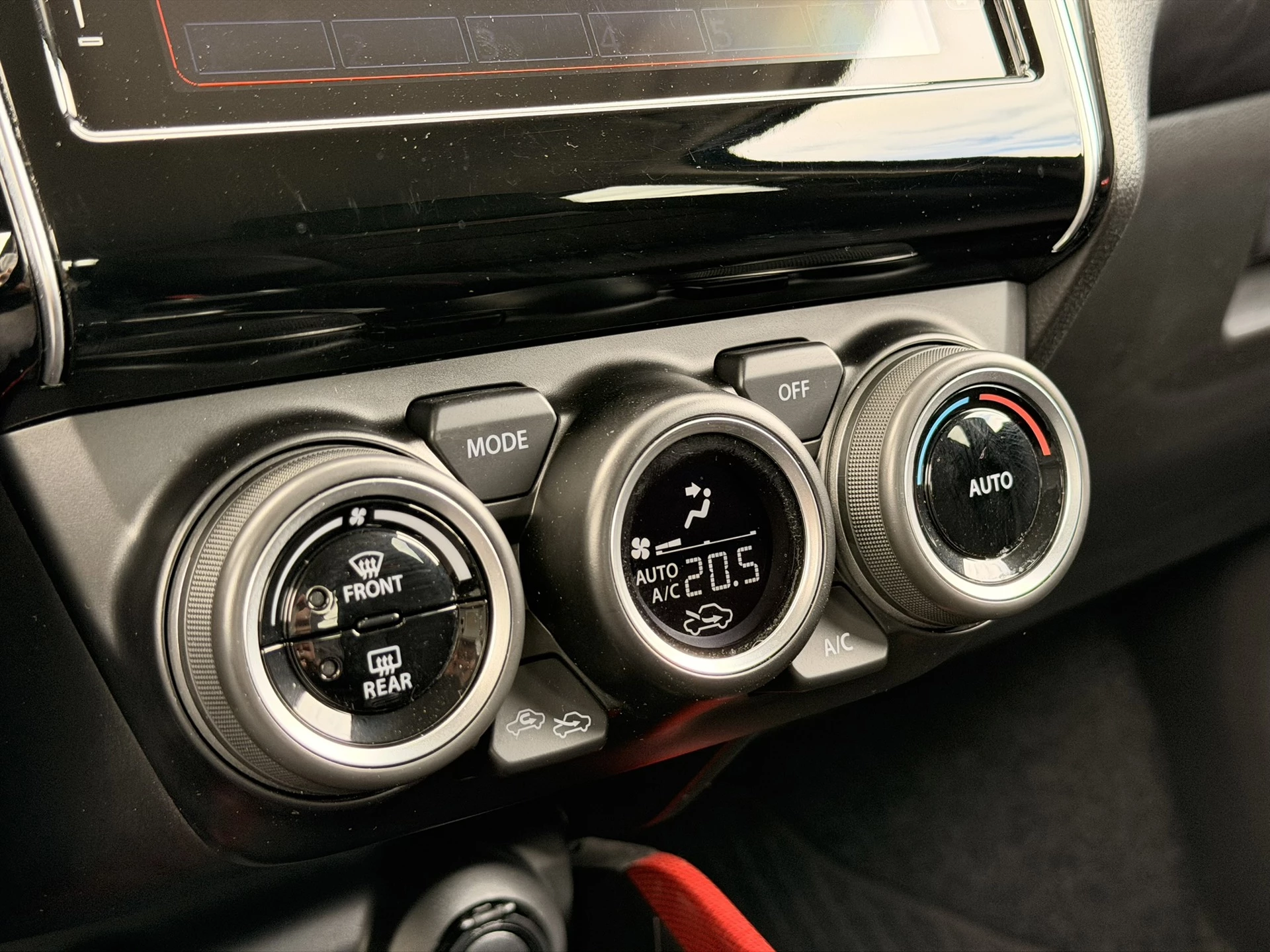 Hoofdafbeelding Suzuki Swift