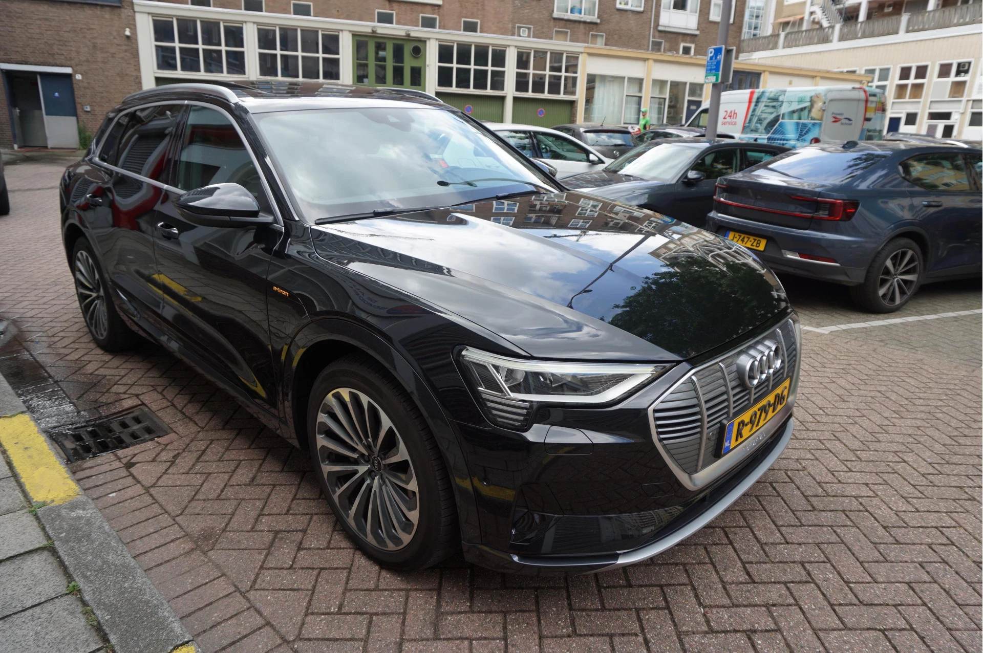 Hoofdafbeelding Audi e-tron