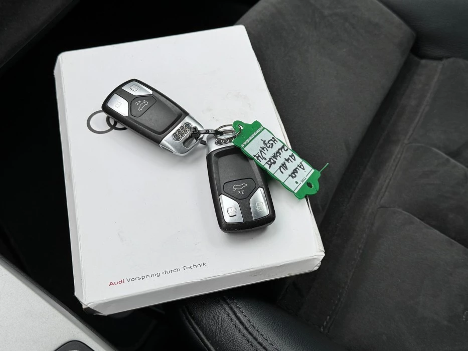 Hoofdafbeelding Audi A4