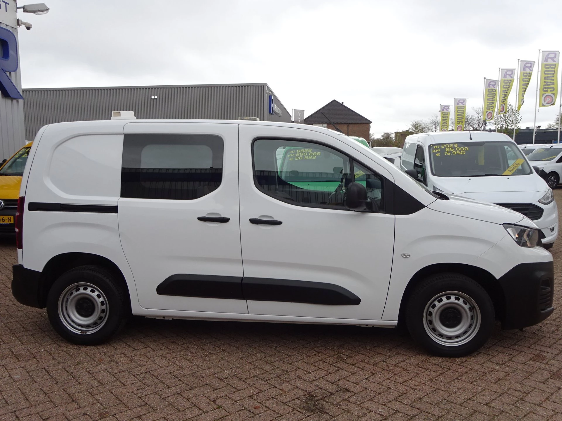 Hoofdafbeelding Peugeot Partner