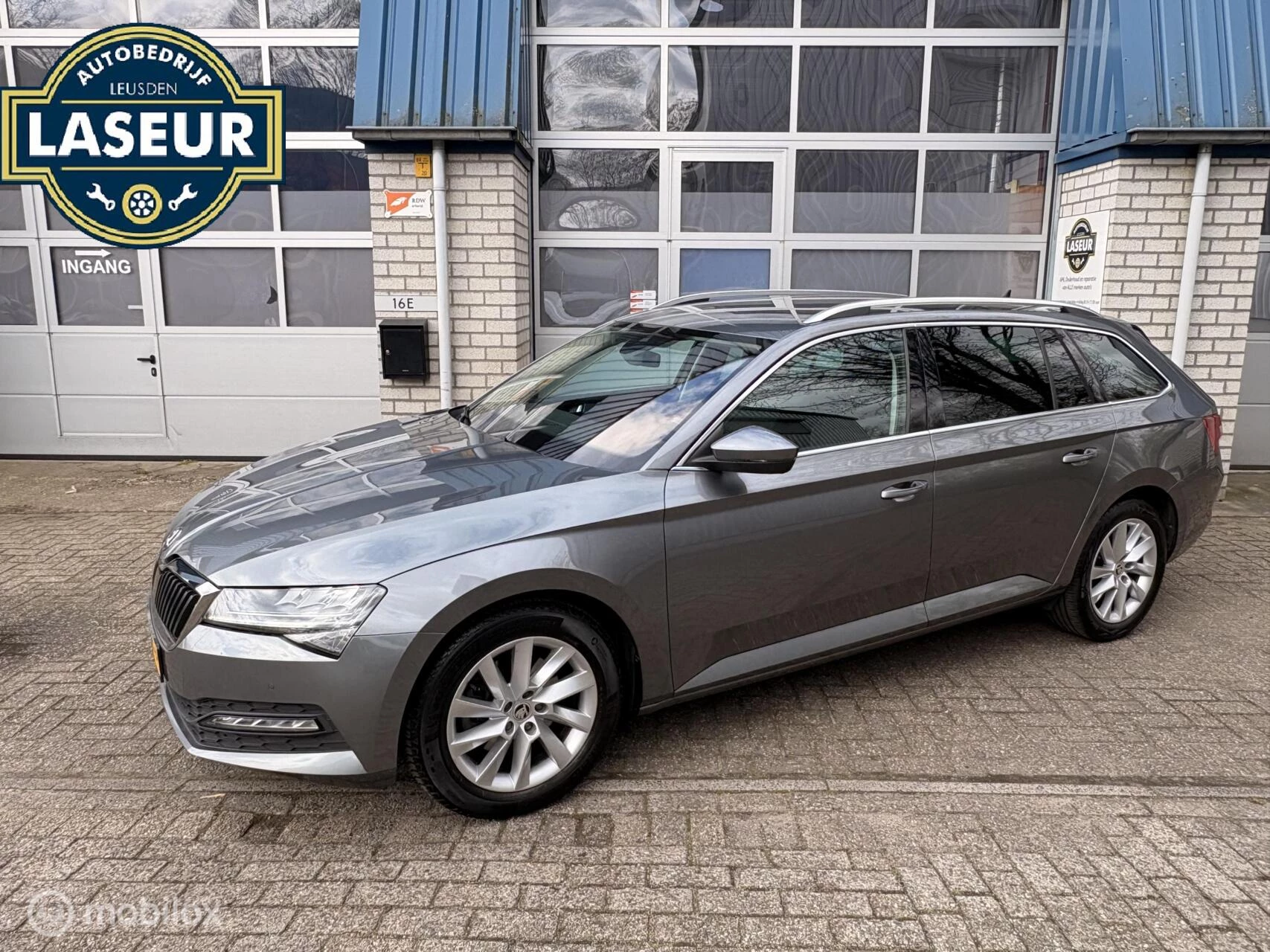 Hoofdafbeelding Škoda Superb